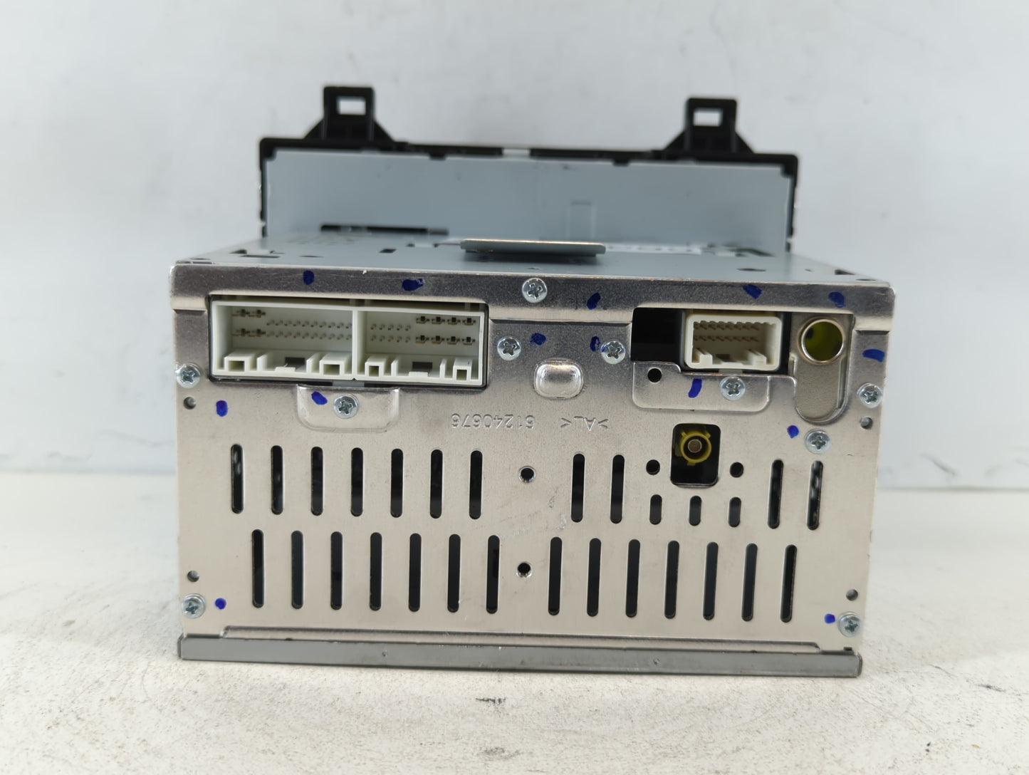 2015-2015 Hyundai Sonata Am Fm Cd Player Radio Receiver - Oemusedautoparts1.com