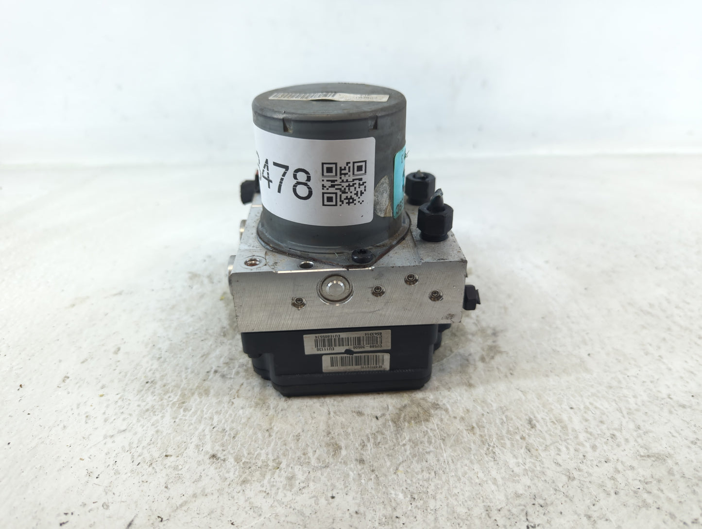 2015 Hyundai Sonata ABS Pump Control Module Replacement P/N:61589-45100 Fits OEM Used Auto Parts - Oemusedautoparts1.com