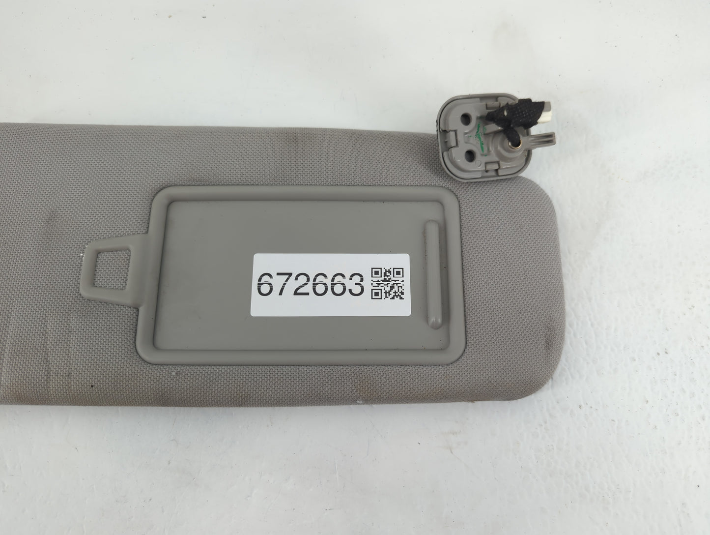 2015-2019 Hyundai Sonata Sun Visor Shade Replacement Passenger Right Mirror Fits Fits 2015 2016 2017 2018 2019 OEM Used Auto