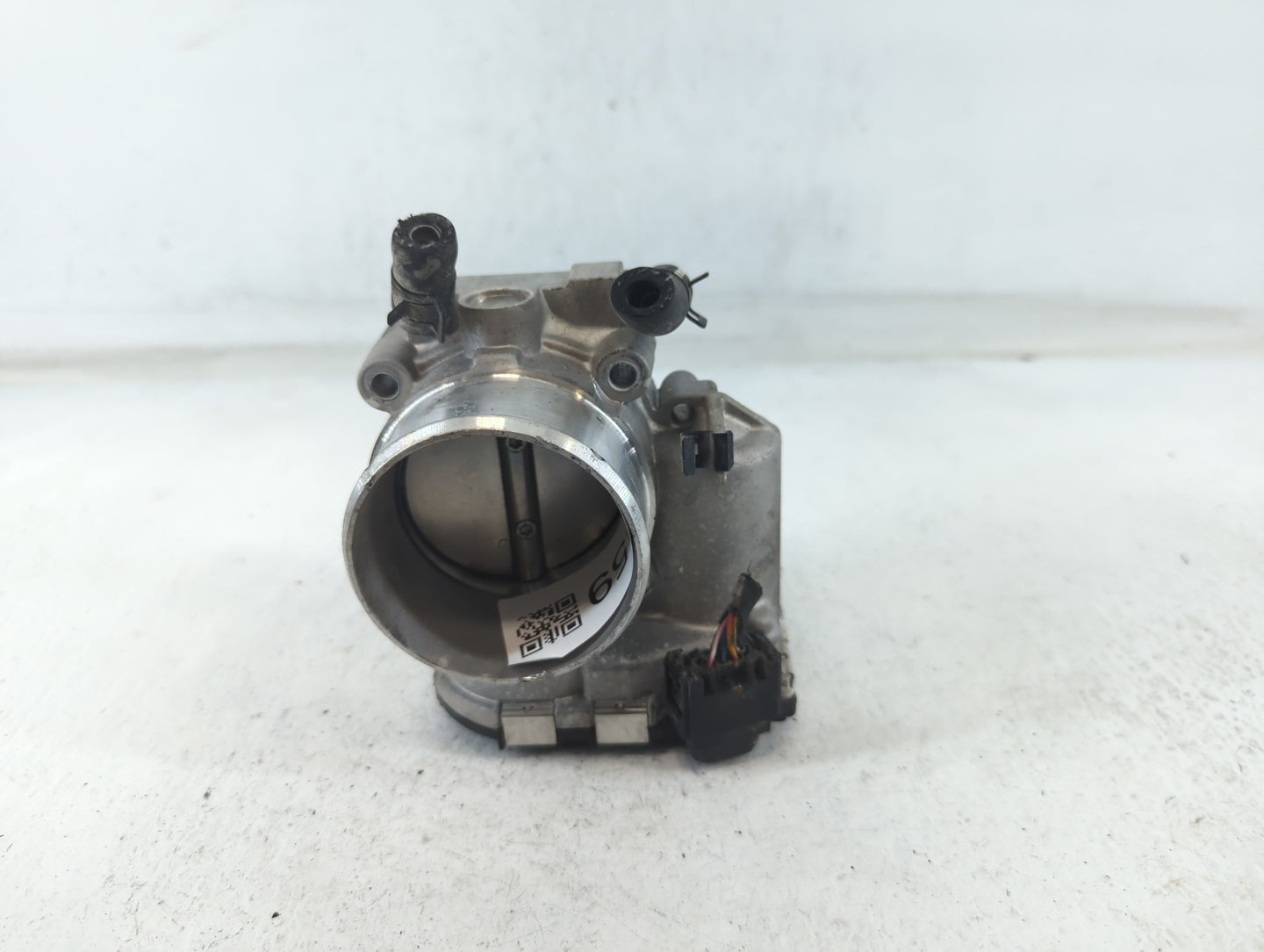2015-2019 Hyundai Sonata Throttle Body P/N:35100-2G600 Fits Fits 2015 2016 2017 2018 2019 2020 2021 OEM Used Auto Parts - Oe