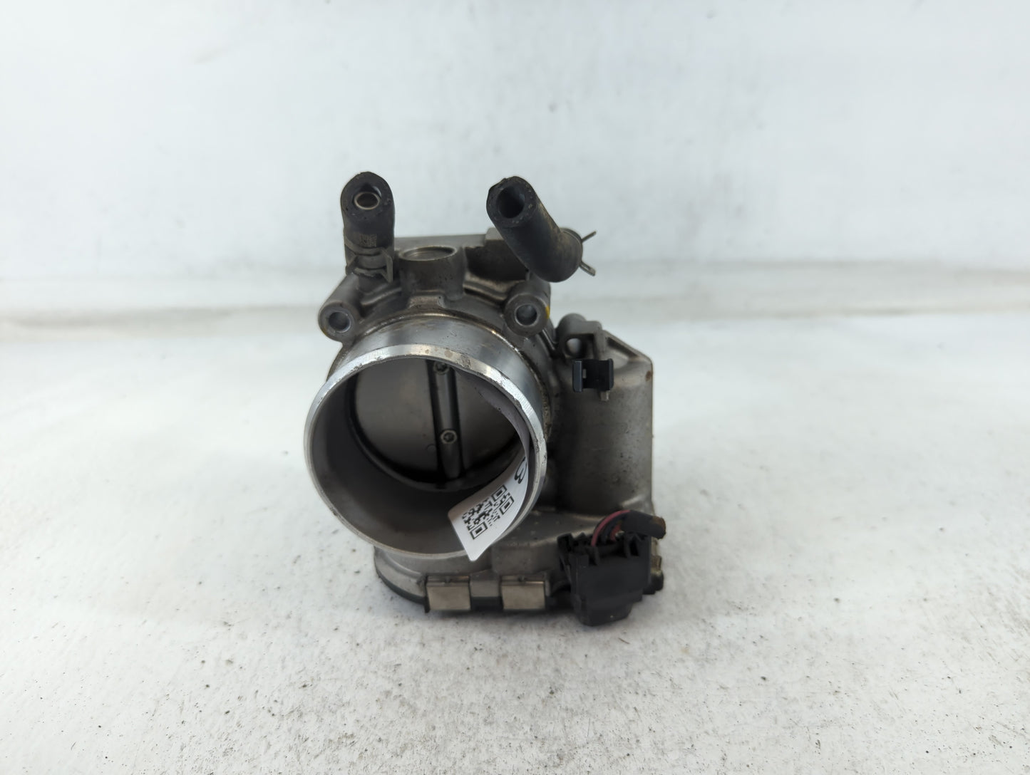 2015-2019 Hyundai Sonata Throttle Body P/N:35100-2G600 Fits Fits 2015 2016 2017 2018 2019 2020 2021 OEM Used Auto Parts - Oe