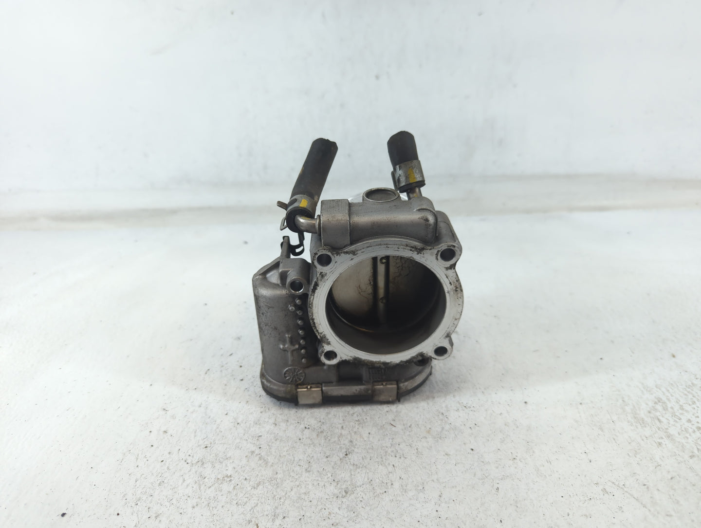 2015-2019 Hyundai Sonata Throttle Body P/N:35100-2G600 Fits Fits 2015 2016 2017 2018 2019 2020 2021 OEM Used Auto Parts - Oe