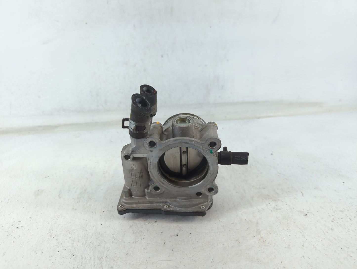 2015-2019 Hyundai Sonata Throttle Body P/N:35100-2B340 Fits Fits 2015 2016 2017 2018 2019 2020 2021 2022 OEM Used Auto Parts