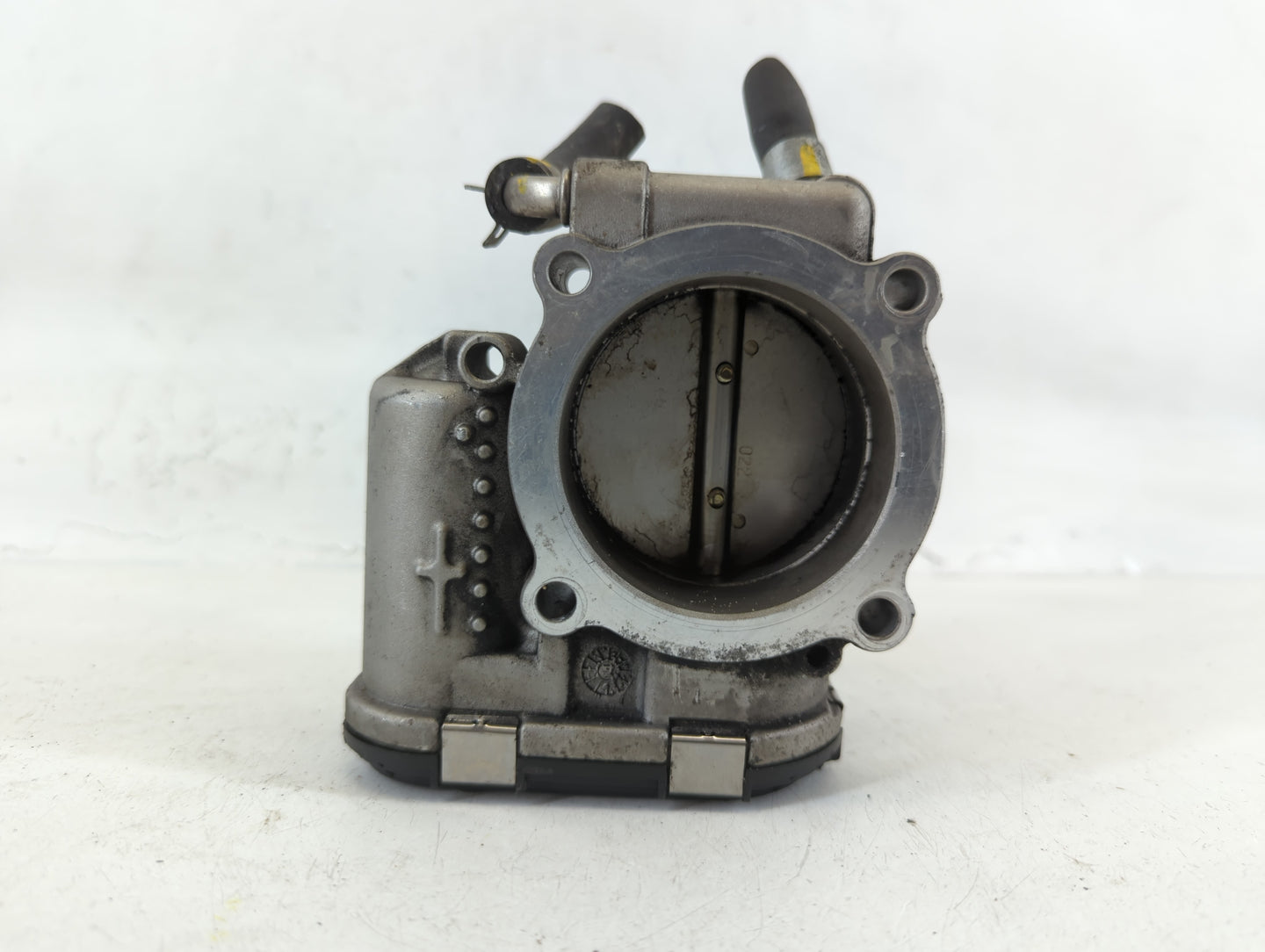 2015-2019 Hyundai Sonata Throttle Body P/N:35100-2G600 Fits Fits 2015 2016 2017 2018 2019 2020 2021 OEM Used Auto Parts - Oe