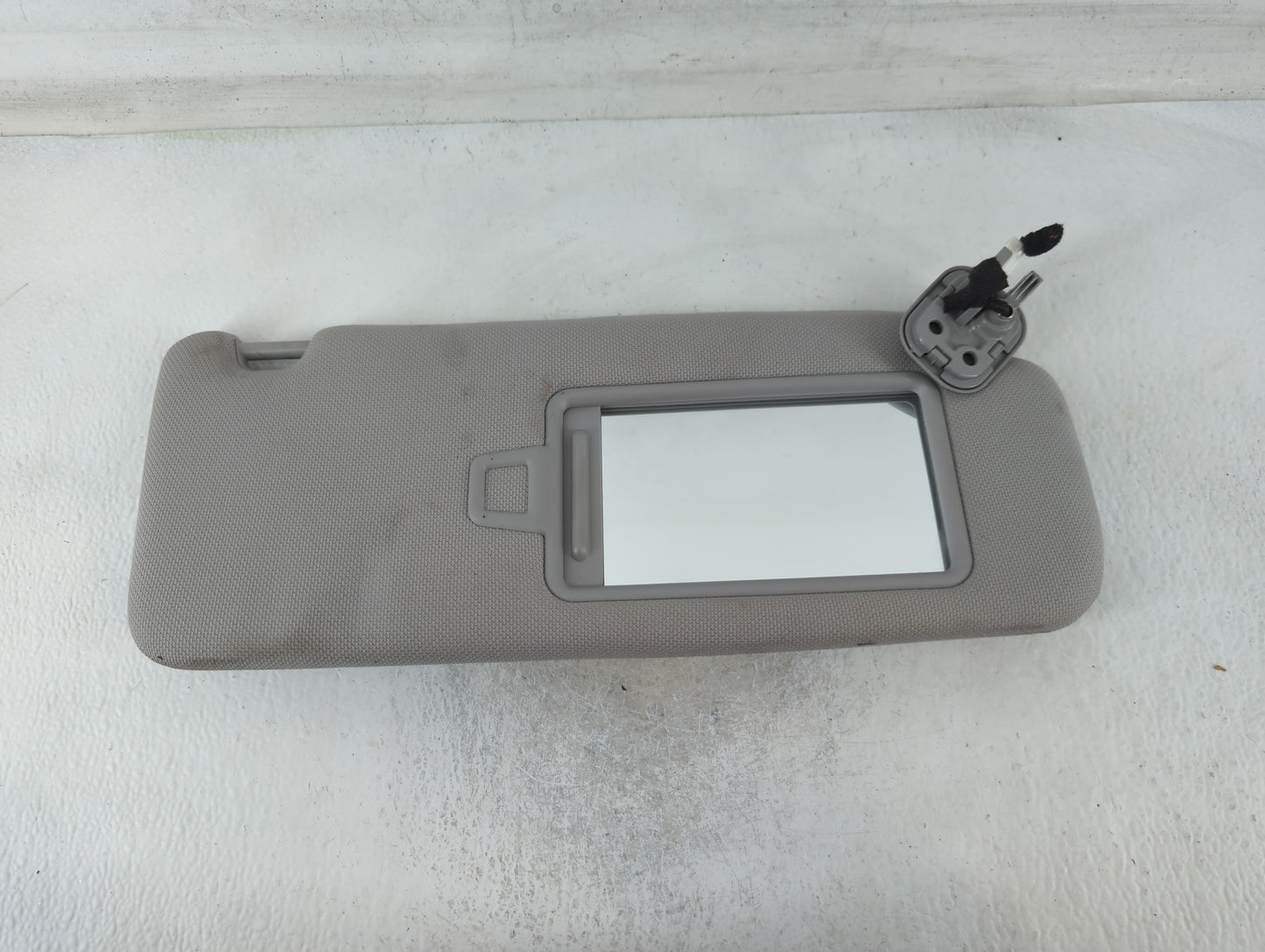 2015-2019 Hyundai Sonata Sun Visor Shade Replacement Passenger Right Mirror Fits Fits 2015 2016 2017 2018 2019 OEM Used Auto