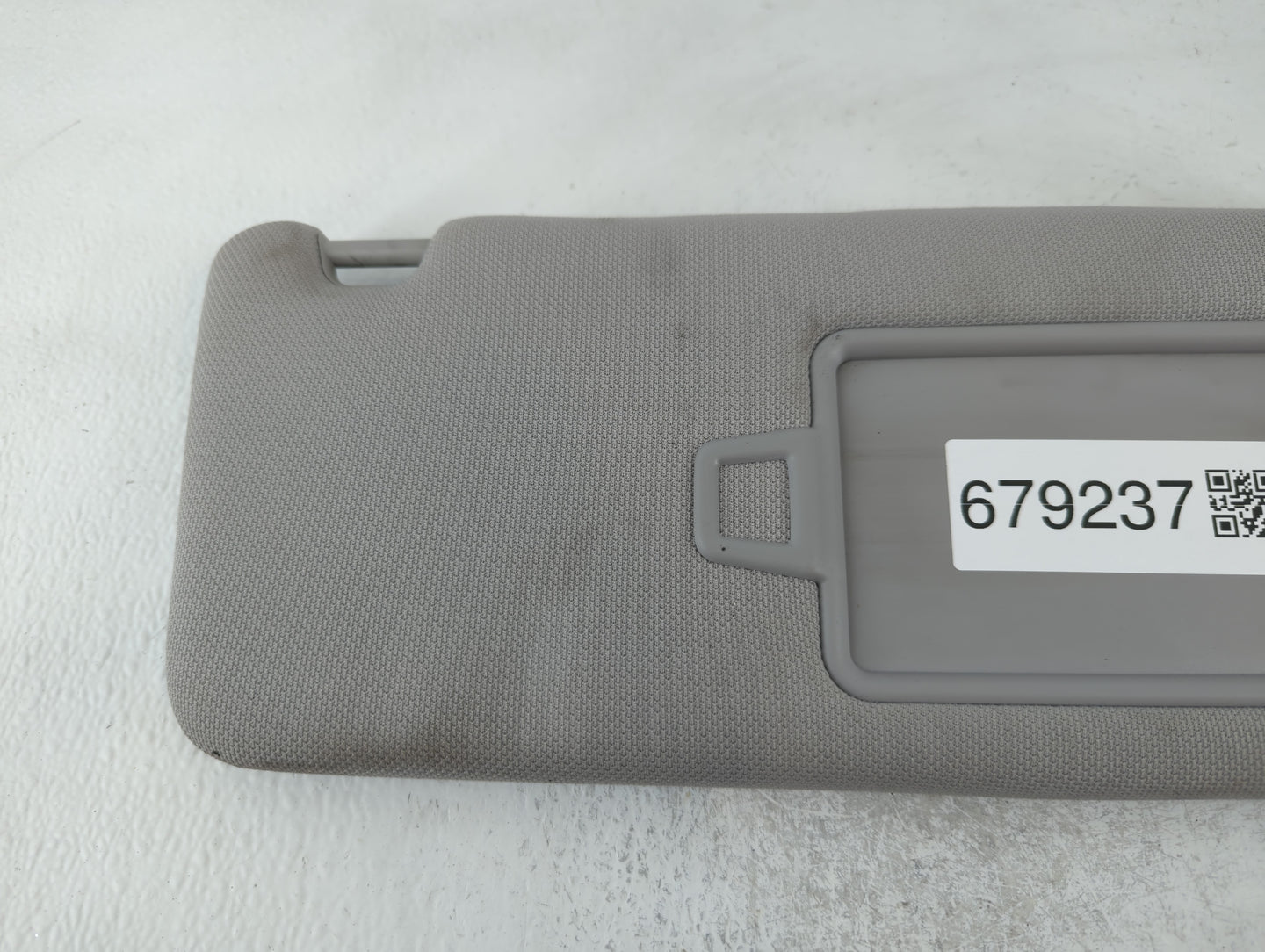 2015-2019 Hyundai Sonata Sun Visor Shade Replacement Passenger Right Mirror Fits Fits 2015 2016 2017 2018 2019 OEM Used Auto