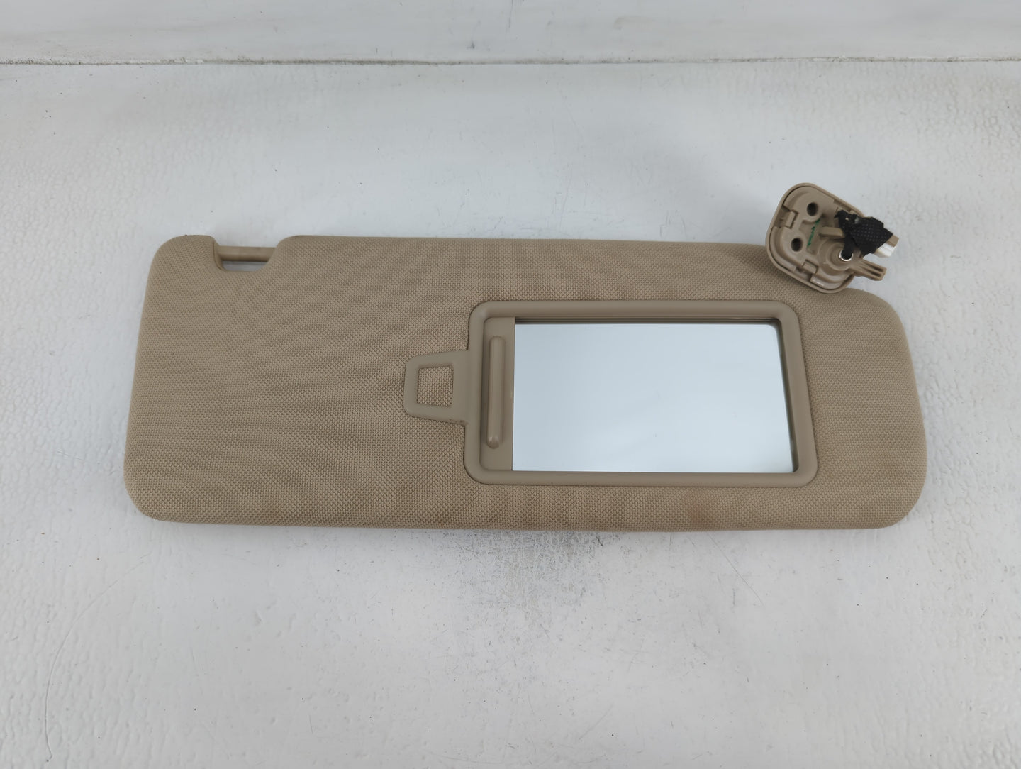 2015-2019 Hyundai Sonata Sun Visor Shade Replacement Passenger Right Mirror Fits Fits 2015 2016 2017 2018 2019 OEM Used Auto