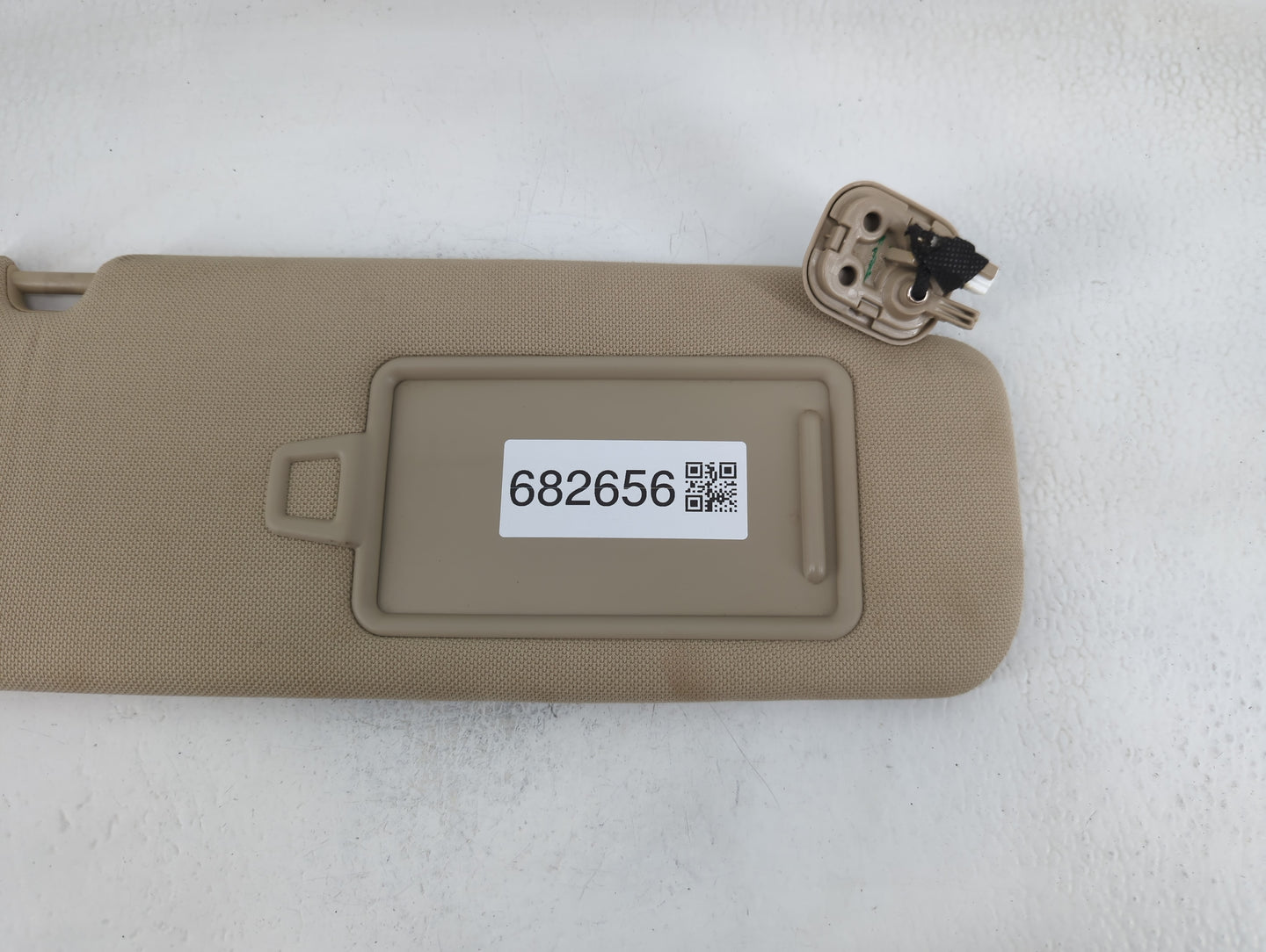 2015-2019 Hyundai Sonata Sun Visor Shade Replacement Passenger Right Mirror Fits Fits 2015 2016 2017 2018 2019 OEM Used Auto