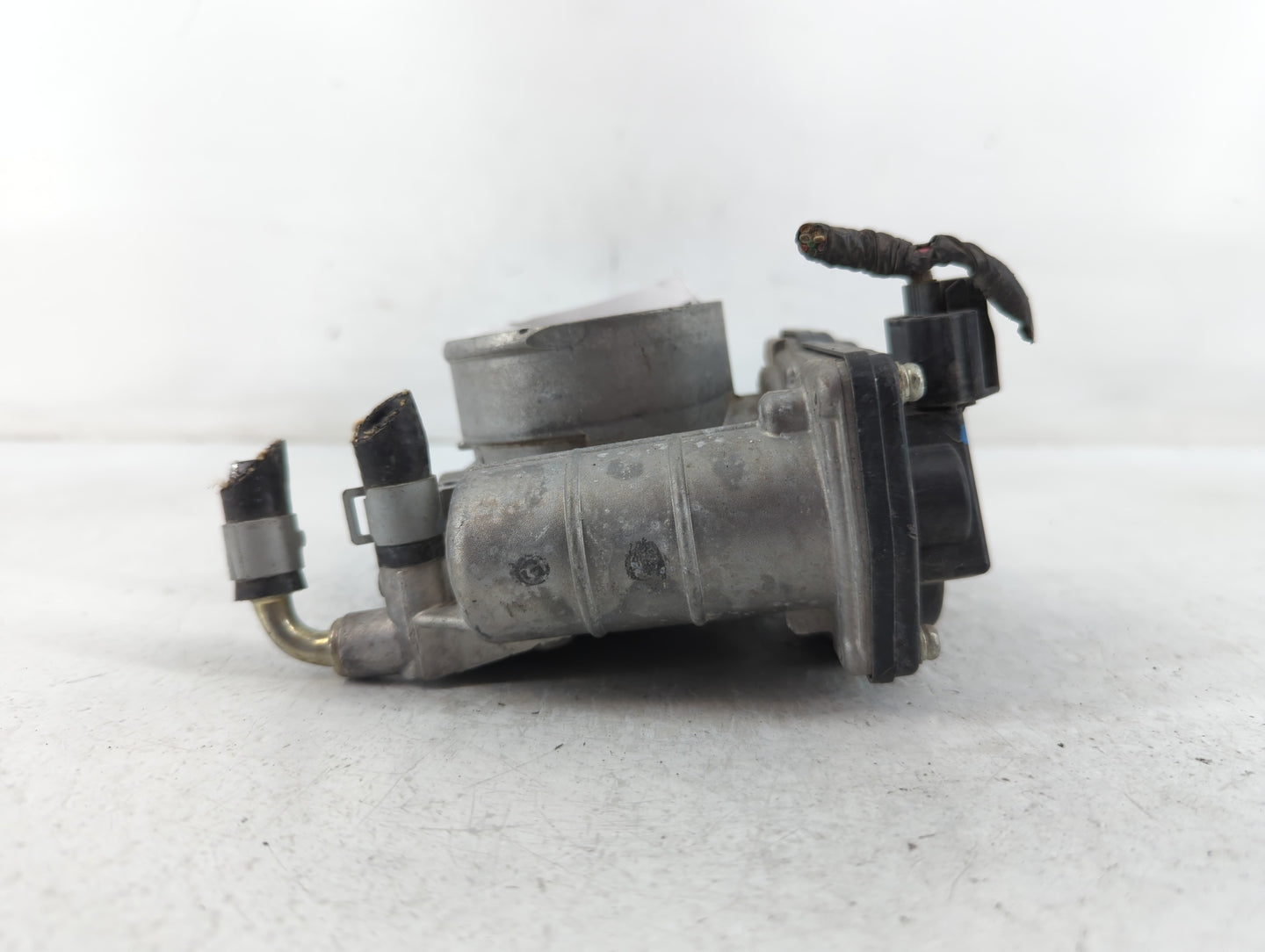 2015-2019 Hyundai Sonata Throttle Body P/N:526-01 Fits Fits 2015 2016 2017 2018 2019 2020 2021 OEM Used Auto Parts - Oemused