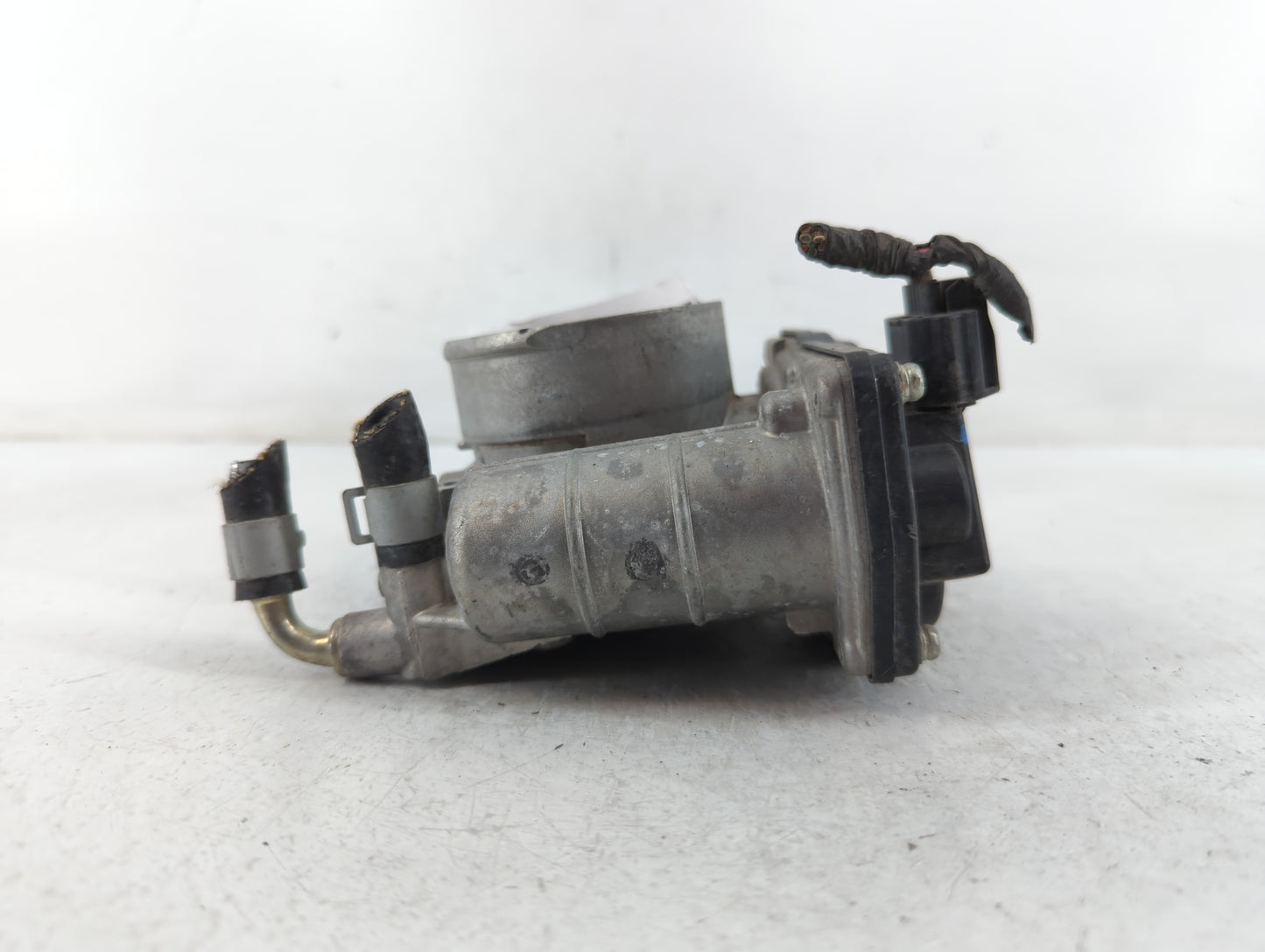 2015-2019 Hyundai Sonata Throttle Body P/N:526-01 Fits Fits 2015 2016 2017 2018 2019 2020 2021 OEM Used Auto Parts - Oemused