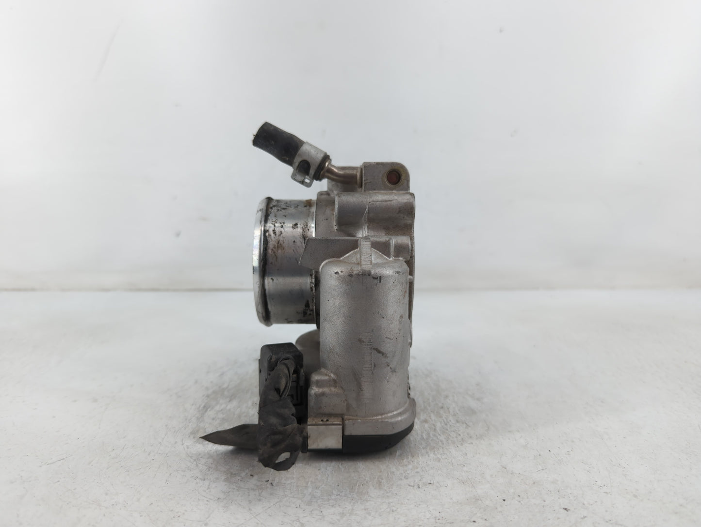 2015-2019 Hyundai Sonata Throttle Body P/N:0 280 750 616 35100-2G610 Fits Fits 2015 2016 2017 2018 2019 2020 2021 OEM Used A