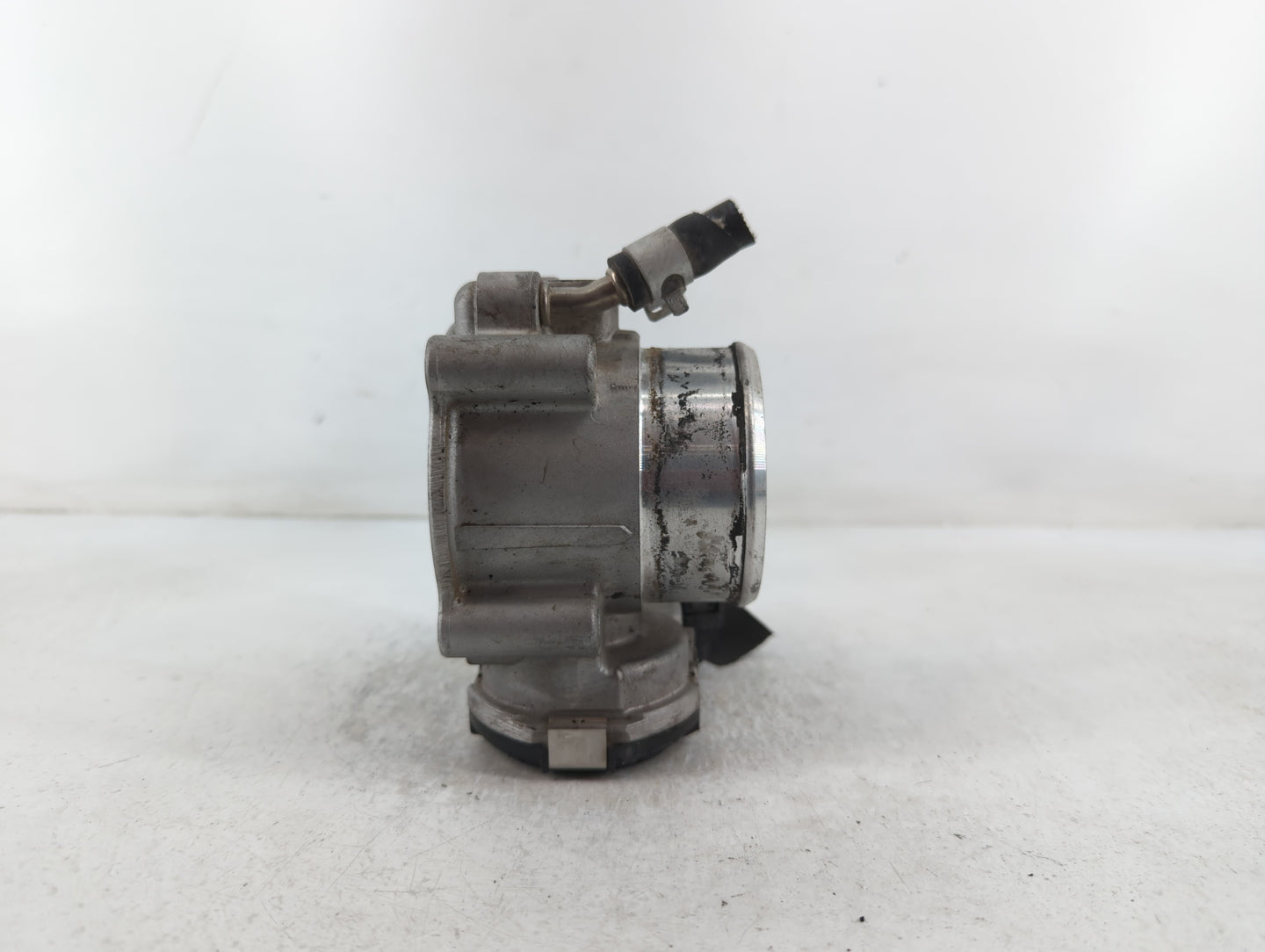 2015-2019 Hyundai Sonata Throttle Body P/N:0 280 750 616 35100-2G610 Fits Fits 2015 2016 2017 2018 2019 2020 2021 OEM Used A