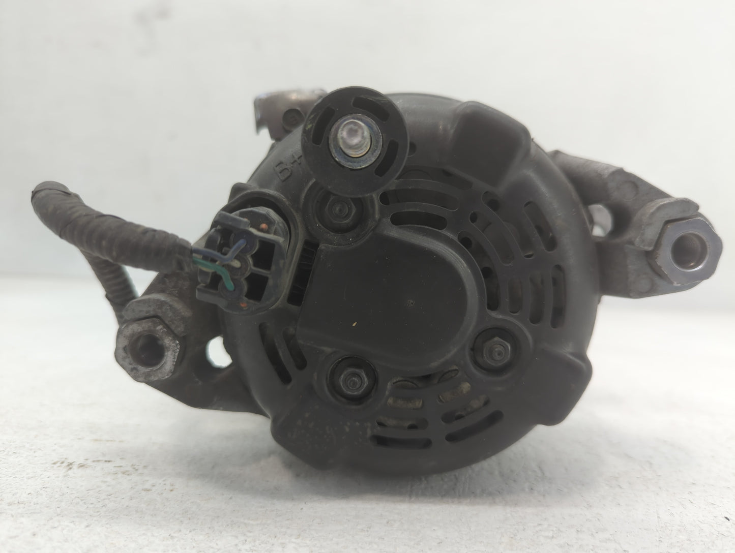 2015-2019 Hyundai Sonata Alternator Replacement Generator Charging Assembly Engine OEM P/N:37300-2G061 Fits OEM Used Auto Pa