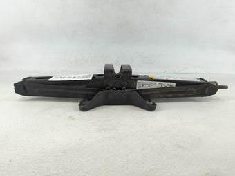 compare product 2015 Hyundai Sonata Spare Scissor Car Jack 706762