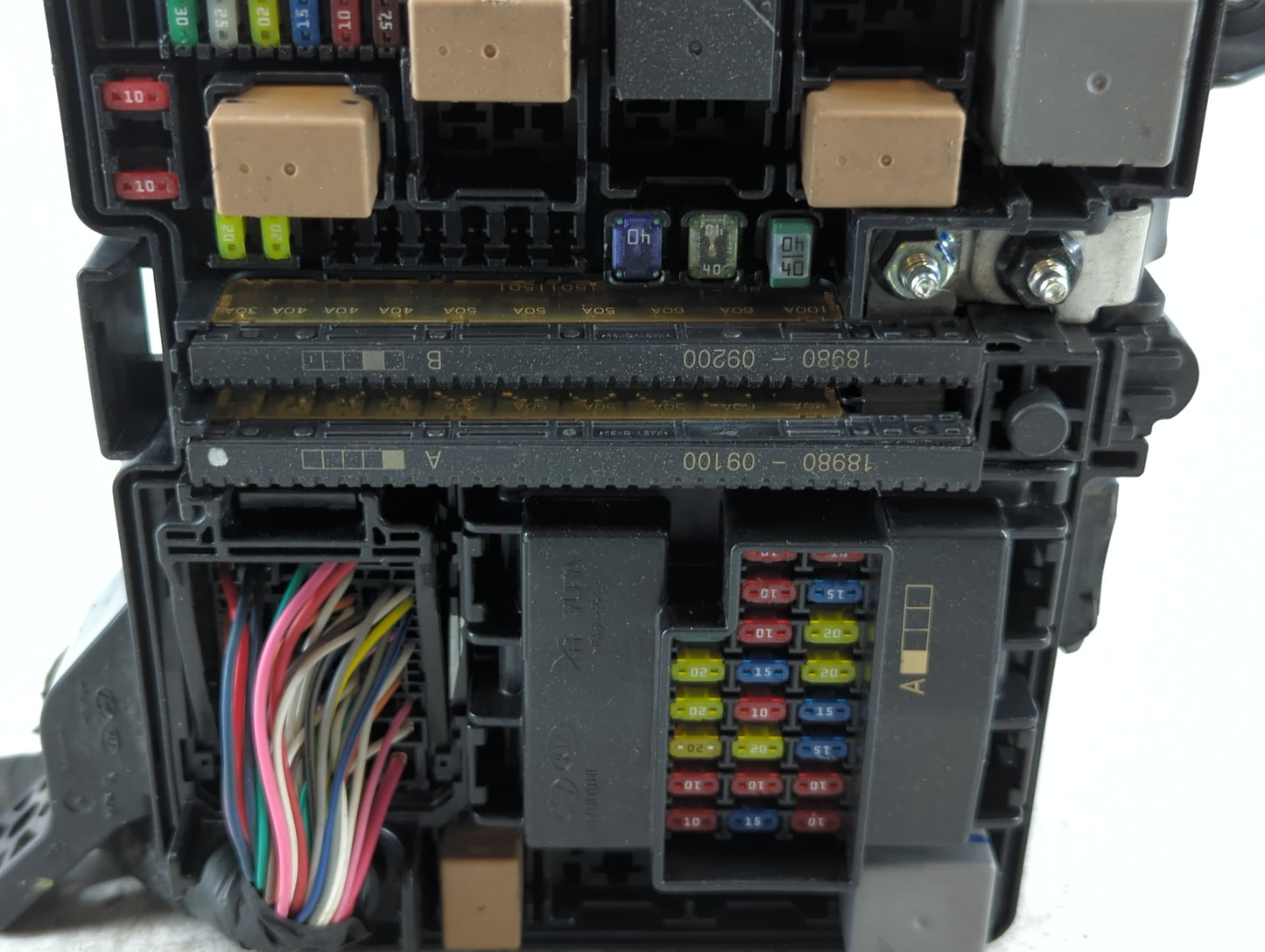 2015 Hyundai Sonata Fusebox Fuse Box Panel Relay Module P/N:VS91200C2010LA Fits OEM Used Auto Parts - Oemusedautoparts1.com