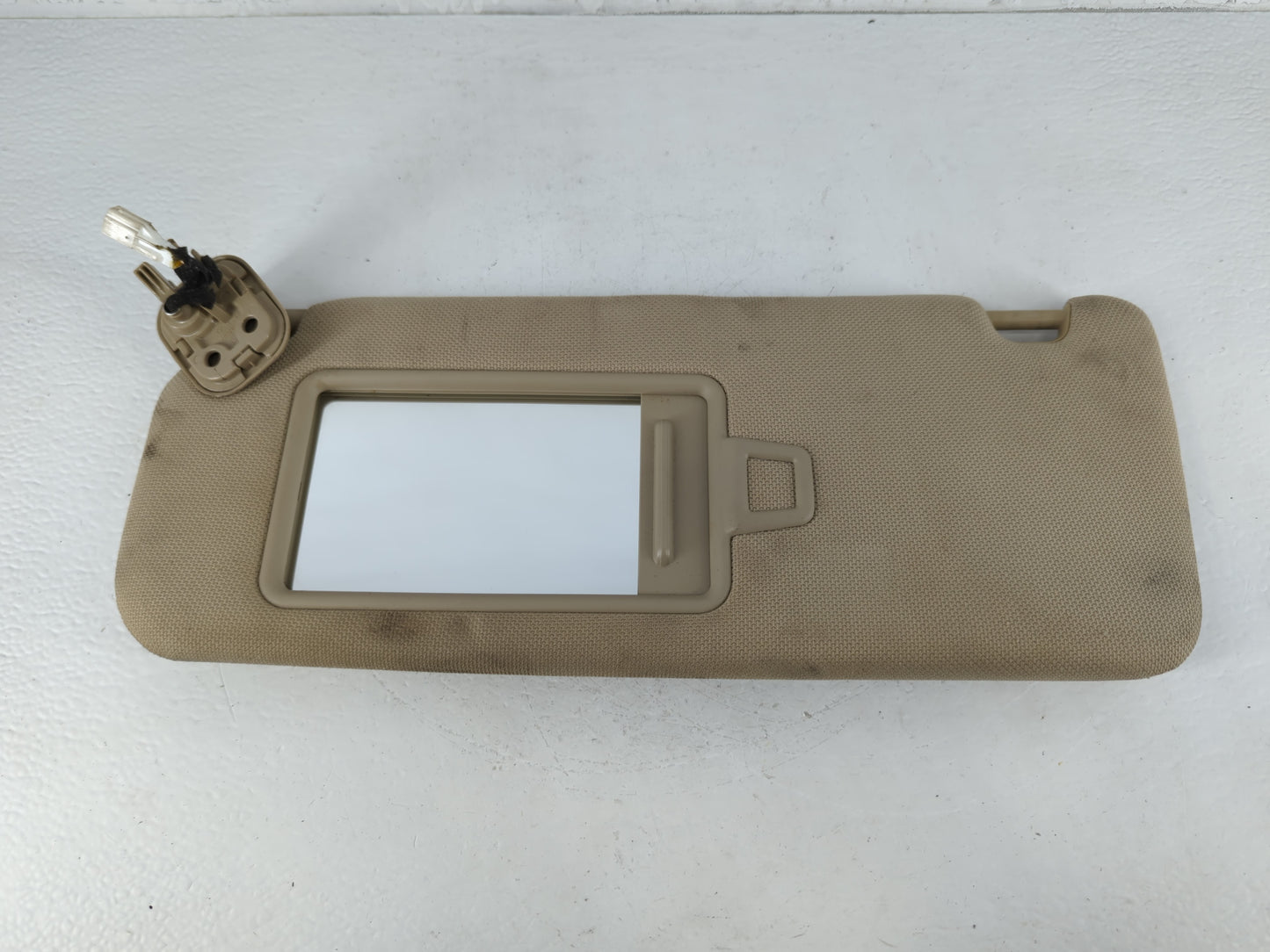 2015-2019 Hyundai Sonata Sun Visor Shade Replacement Driver Left Mirror Fits Fits 2015 2016 2017 2018 2019 OEM Used Auto Par