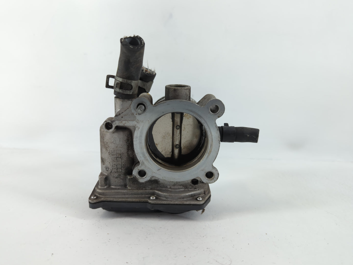 2015-2019 Hyundai Sonata Throttle Body P/N:35100-2B340 Fits Fits 2015 2016 2017 2018 2019 2020 2021 2022 OEM Used Auto Parts