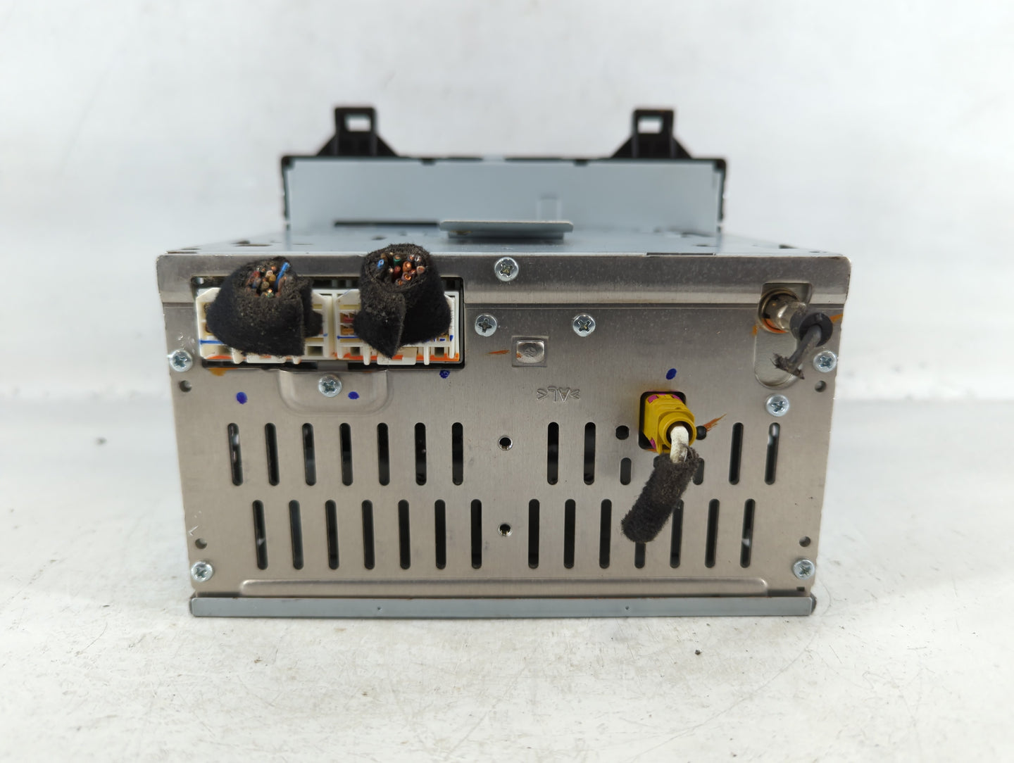 2015-2015 Hyundai Sonata Am Fm Cd Player Radio Receiver - Oemusedautoparts1.com