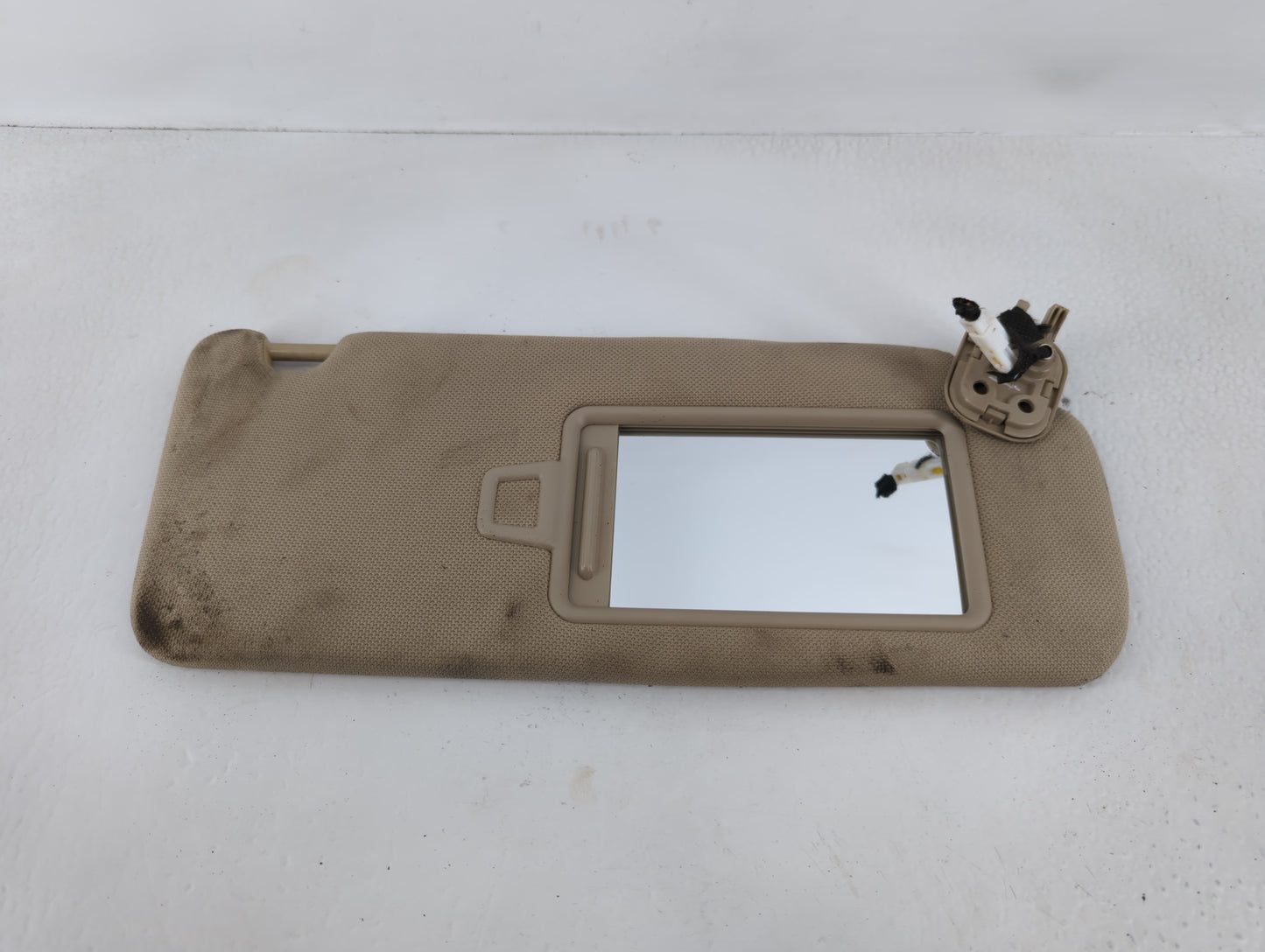 2015-2019 Hyundai Sonata Sun Visor Shade Replacement Passenger Right Mirror Fits Fits 2015 2016 2017 2018 2019 OEM Used Auto