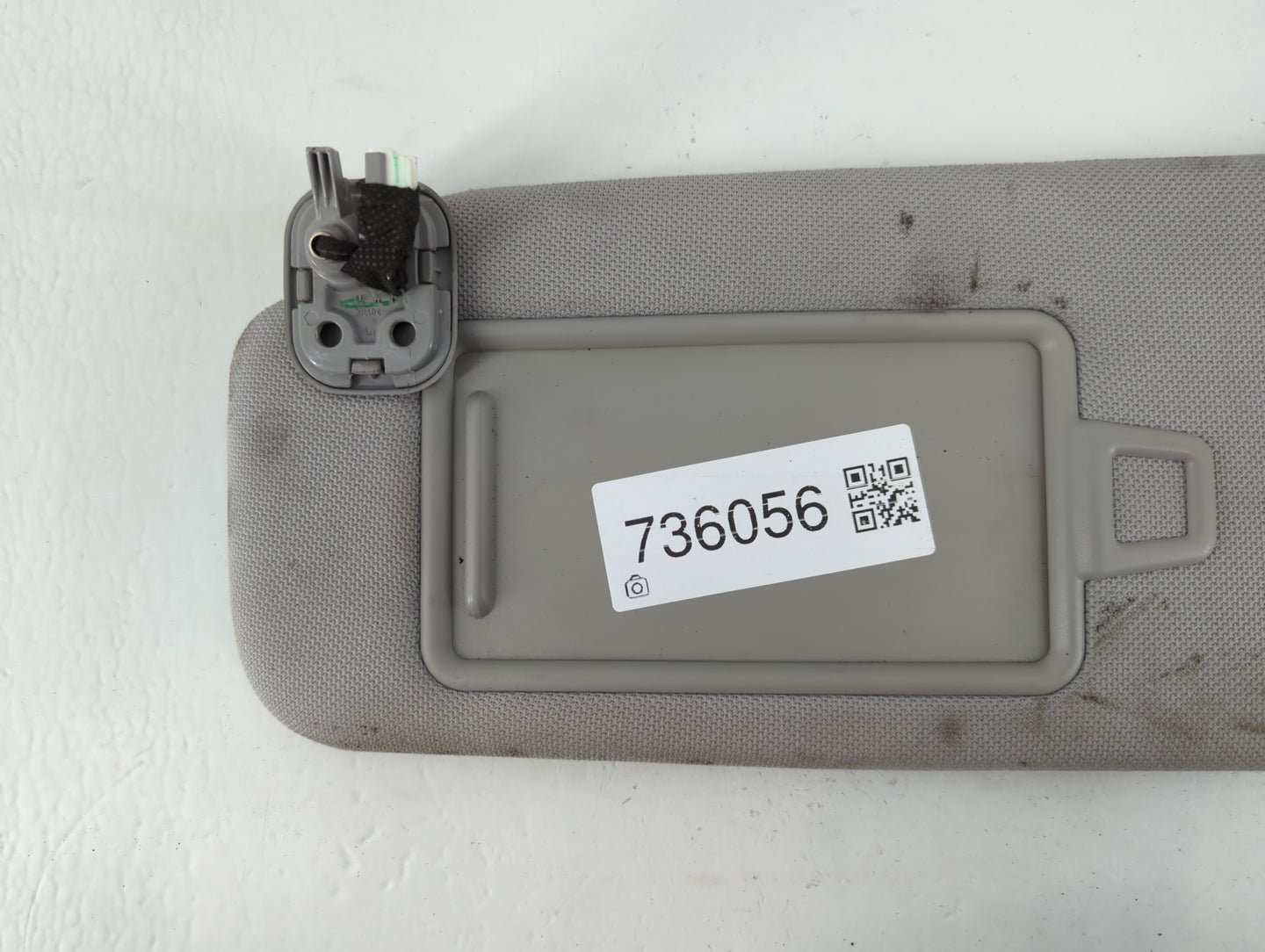 2015-2019 Hyundai Sonata Sun Visor Shade Replacement Driver Left Mirror Fits Fits 2015 2016 2017 2018 2019 OEM Used Auto Par