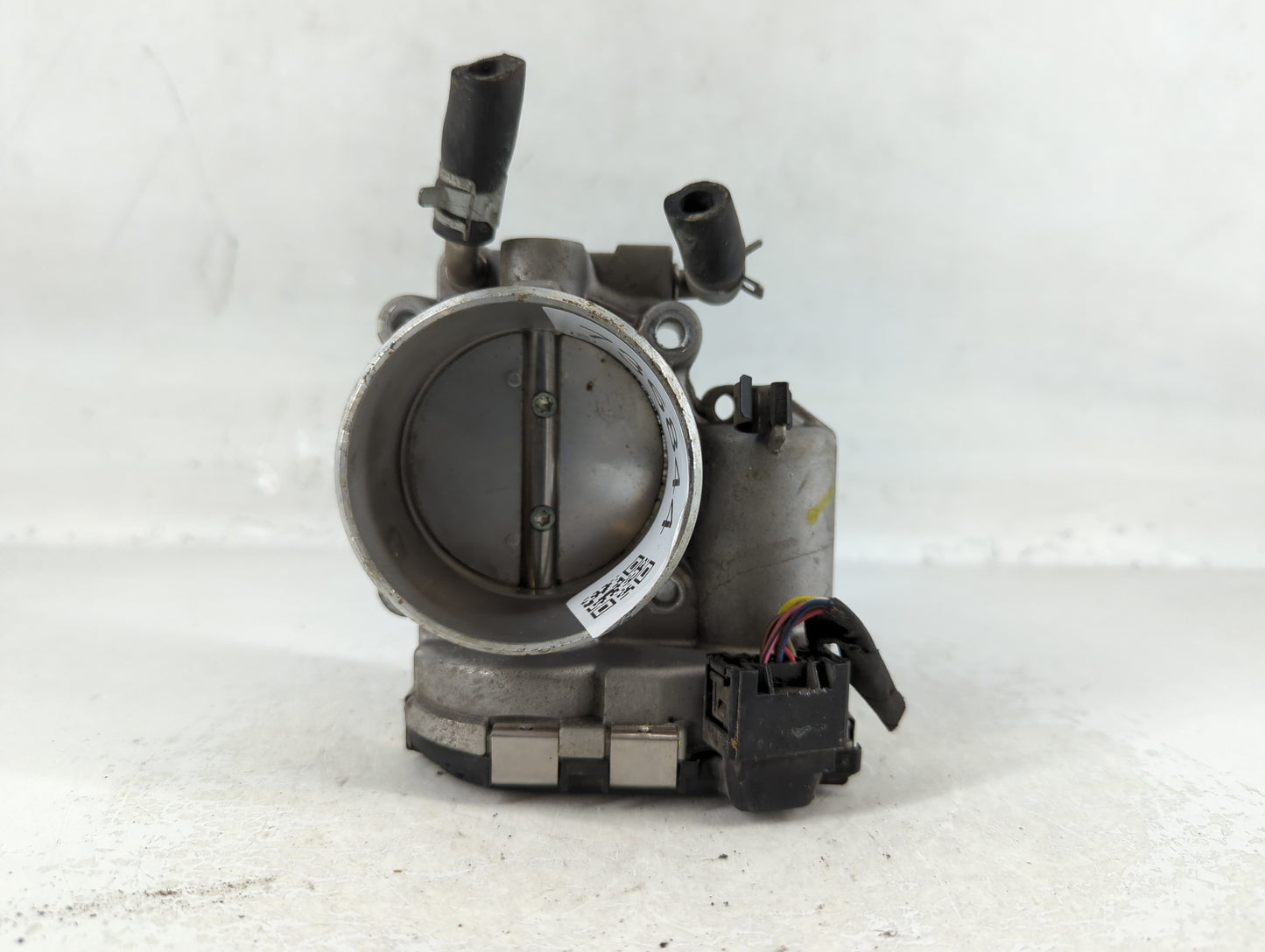 2015-2019 Hyundai Sonata Throttle Body P/N:35100-2G600 Fits Fits 2015 2016 2017 2018 2019 2020 2021 OEM Used Auto Parts - Oe