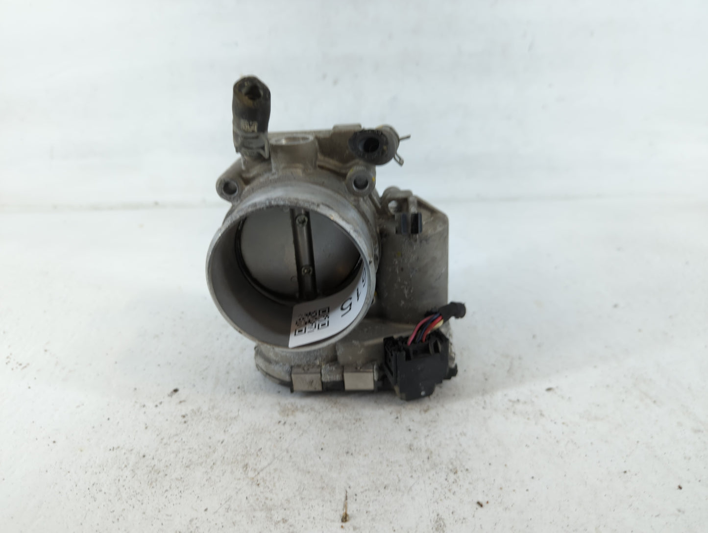 2015-2019 Hyundai Sonata Throttle Body P/N:35100-2G600 Fits Fits 2015 2016 2017 2018 2019 2020 2021 OEM Used Auto Parts - Oe