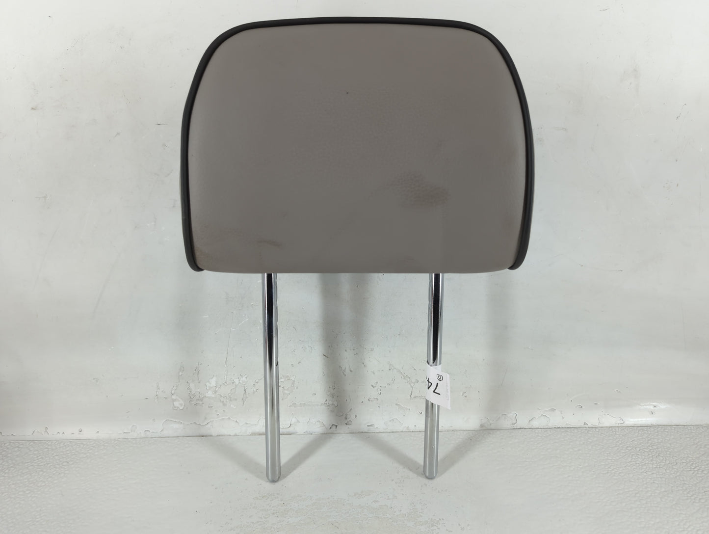 2015 Hyundai Sonata Headrest Head Rest Front Driver Passenger Seat Grey - Oemusedautoparts1.com