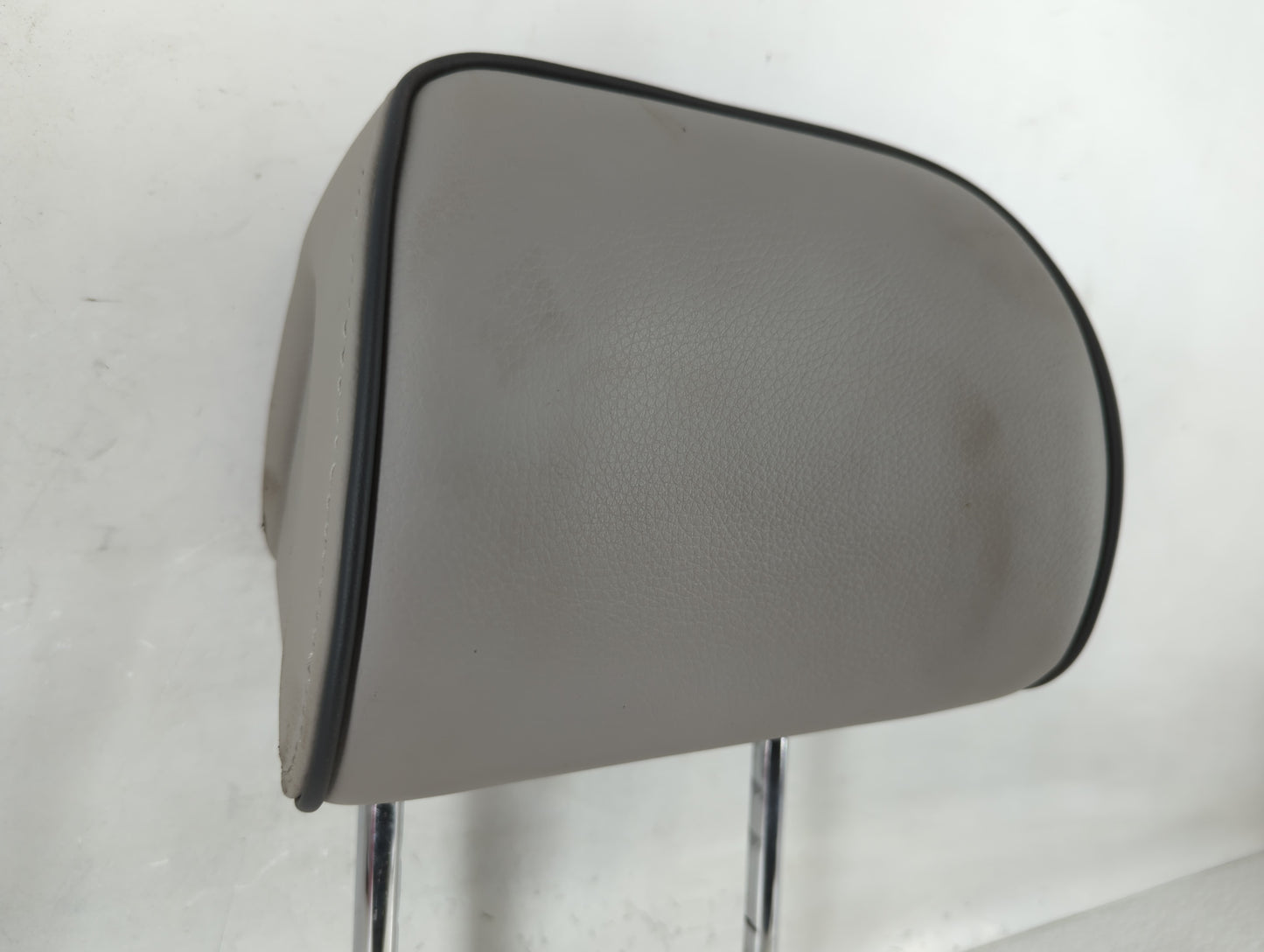 2015 Hyundai Sonata Headrest Head Rest Front Driver Passenger Seat Grey - Oemusedautoparts1.com
