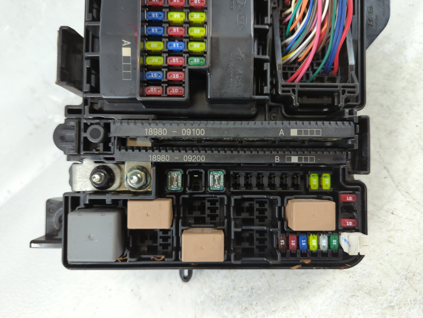 2015 Hyundai Sonata Fusebox Fuse Box Panel Relay Module P/N:VS91200C2010LA Fits OEM Used Auto Parts - Oemusedautoparts1.com