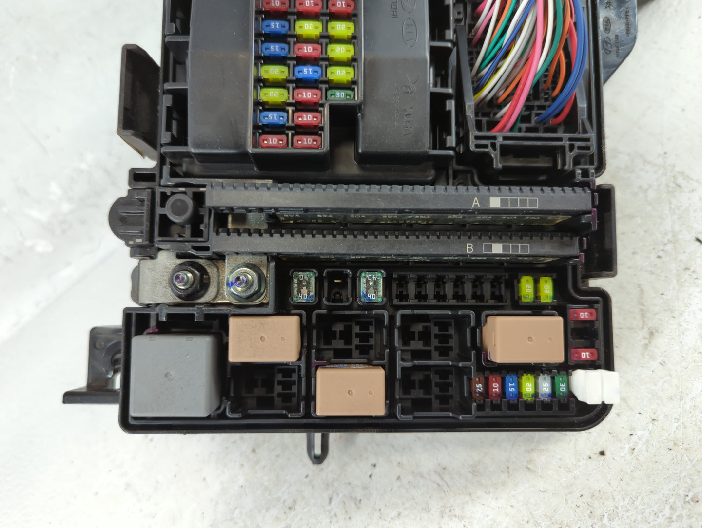 2015 Hyundai Sonata Fusebox Fuse Box Panel Relay Module P/N:6423-0102-7-000 Fits OEM Used Auto Parts - Oemusedautoparts1.com