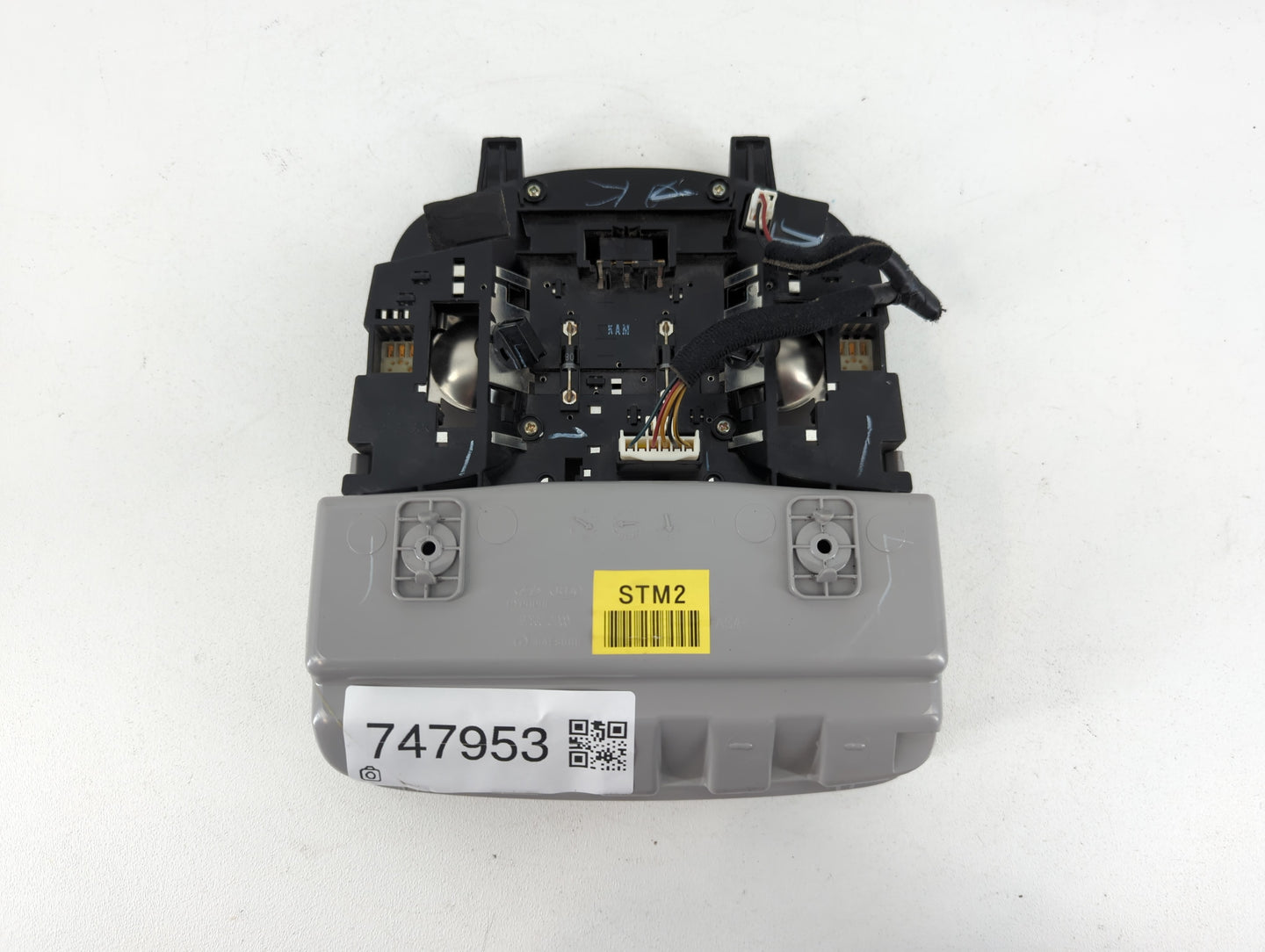 2015 Hyundai Sonata Overhead Roof Console - Oemusedautoparts1.com