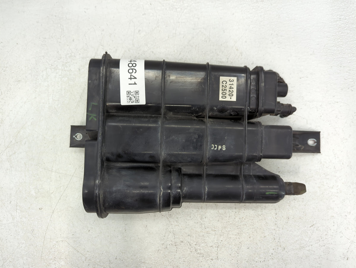 2015 Hyundai Sonata Fuel Vapor Charcoal Canister 748641 - Oemusedautoparts1.com