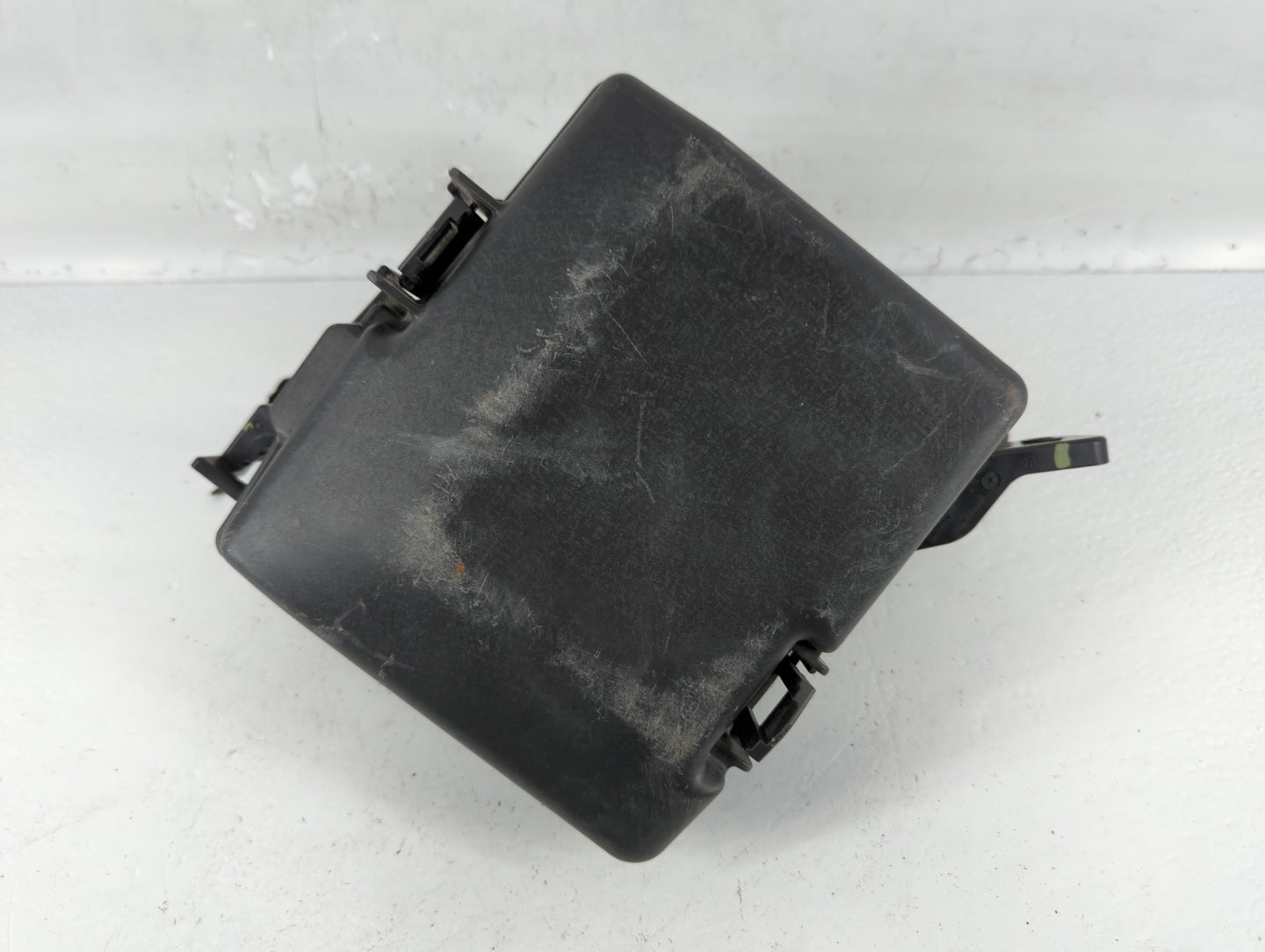 2015 Hyundai Sonata Fusebox Fuse Box Panel Relay Module P/N:91950-C1820 Fits OEM Used Auto Parts - Oemusedautoparts1.com