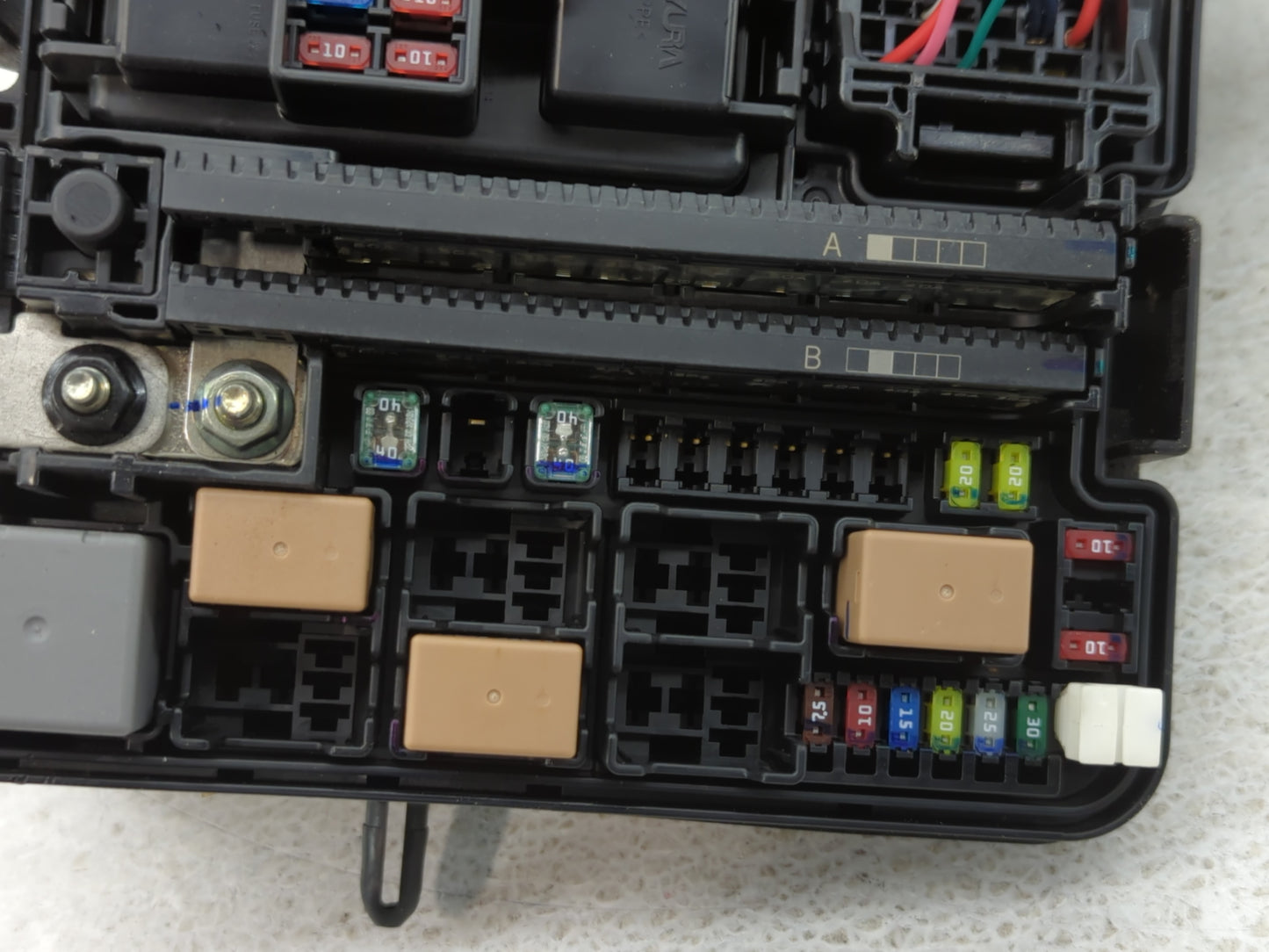 2015 Hyundai Sonata Fusebox Fuse Box Panel Relay Module P/N:6423-0102-7-000 Fits OEM Used Auto Parts - Oemusedautoparts1.com