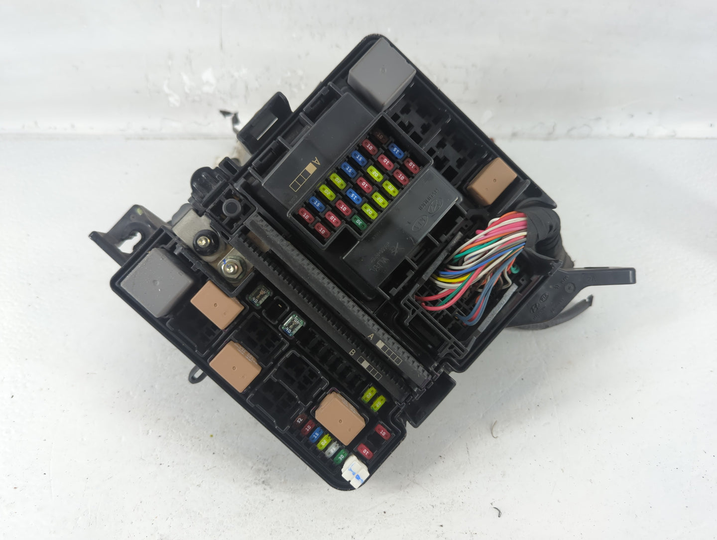 2015 Hyundai Sonata Fusebox Fuse Box Panel Relay Module P/N:91950-C1820 Fits OEM Used Auto Parts - Oemusedautoparts1.com