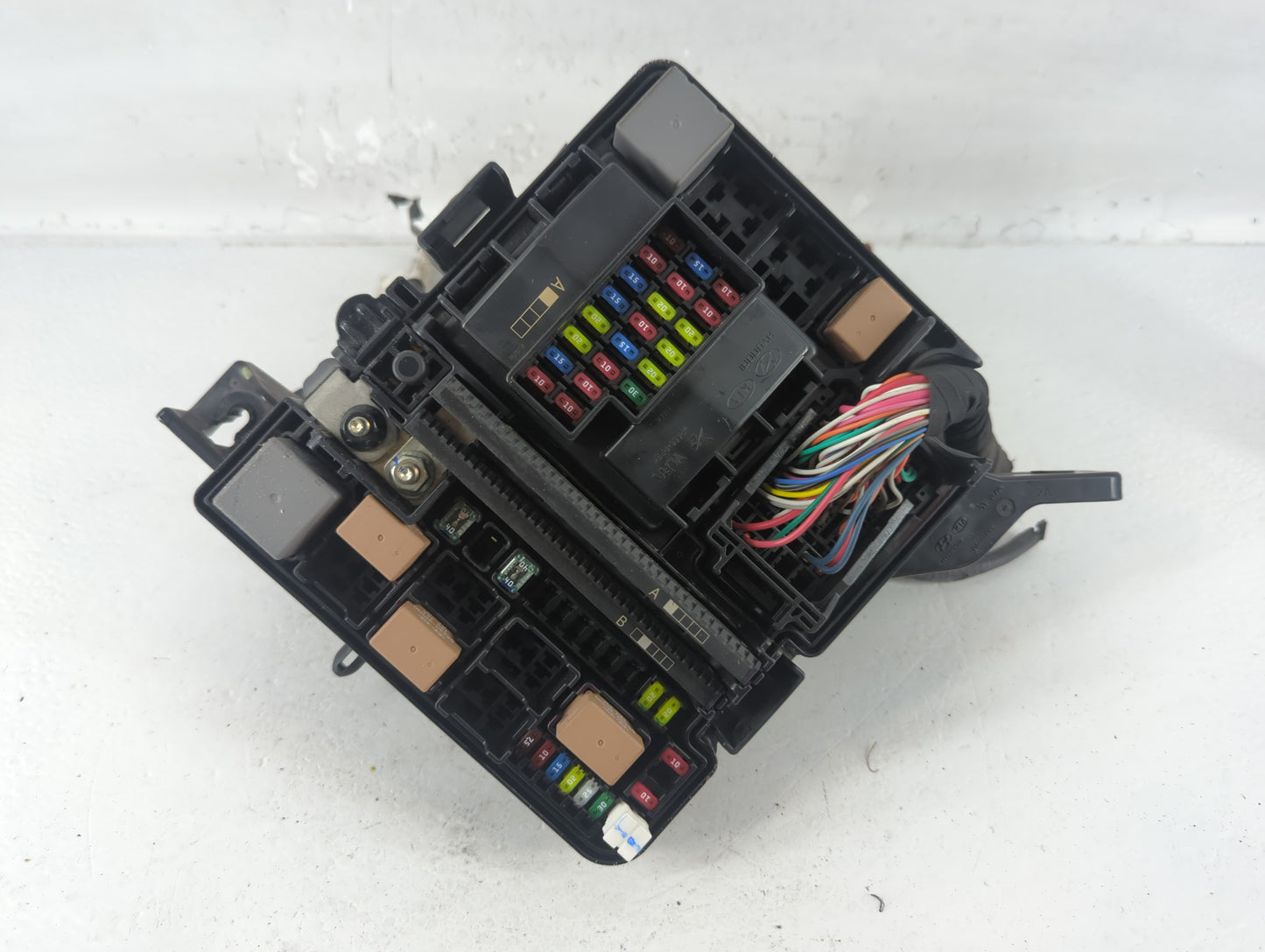 2015 Hyundai Sonata Fusebox Fuse Box Panel Relay Module P/N:91950-C1820 Fits OEM Used Auto Parts - Oemusedautoparts1.com
