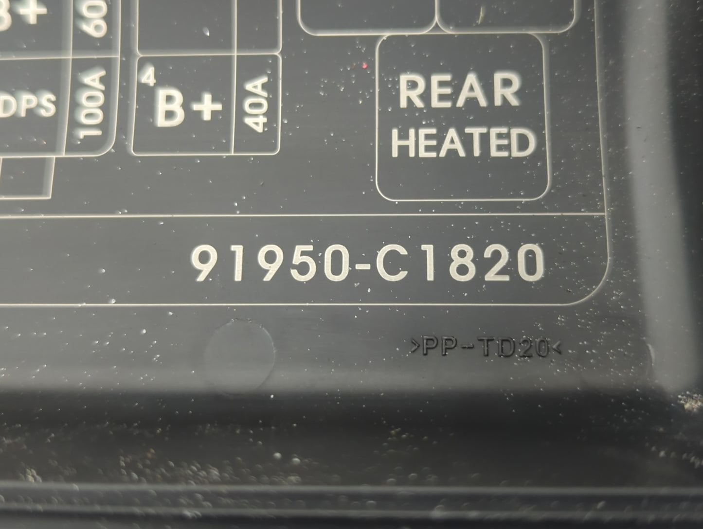 2015 Hyundai Sonata Fusebox Fuse Box Panel Relay Module P/N:91950-C1820 Fits OEM Used Auto Parts - Oemusedautoparts1.com