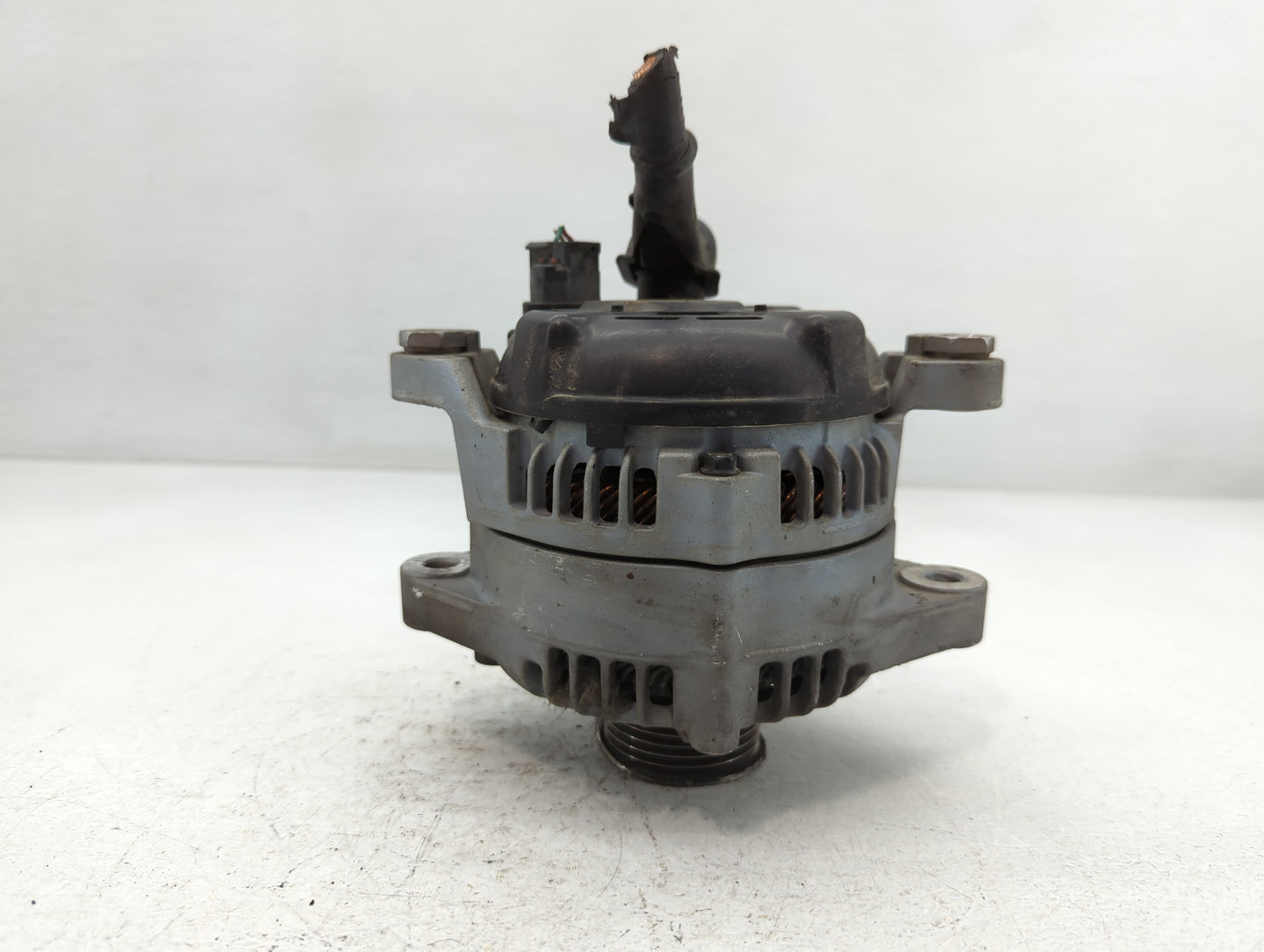 2015-2019 Hyundai Sonata Alternator Replacement Generator Charging Assembly Engine OEM P/N:37300-2G061 Fits OEM Used Auto Pa