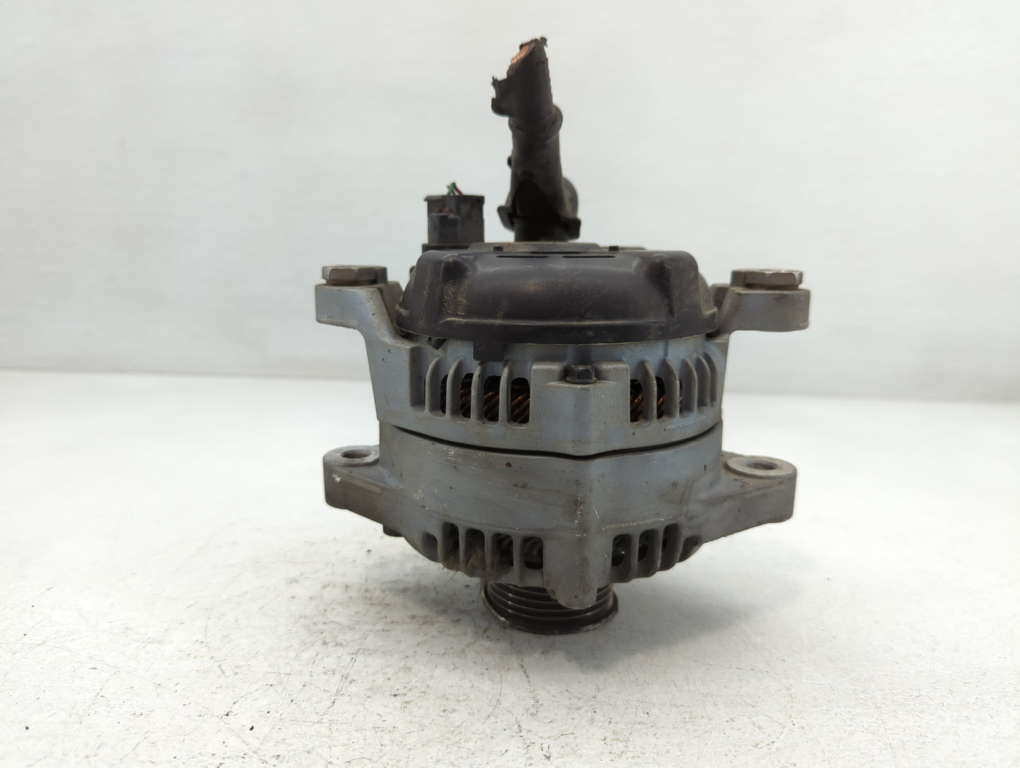 2015-2019 Hyundai Sonata Alternator Replacement Generator Charging Assembly Engine OEM P/N:37300-2G061 Fits OEM Used Auto Pa