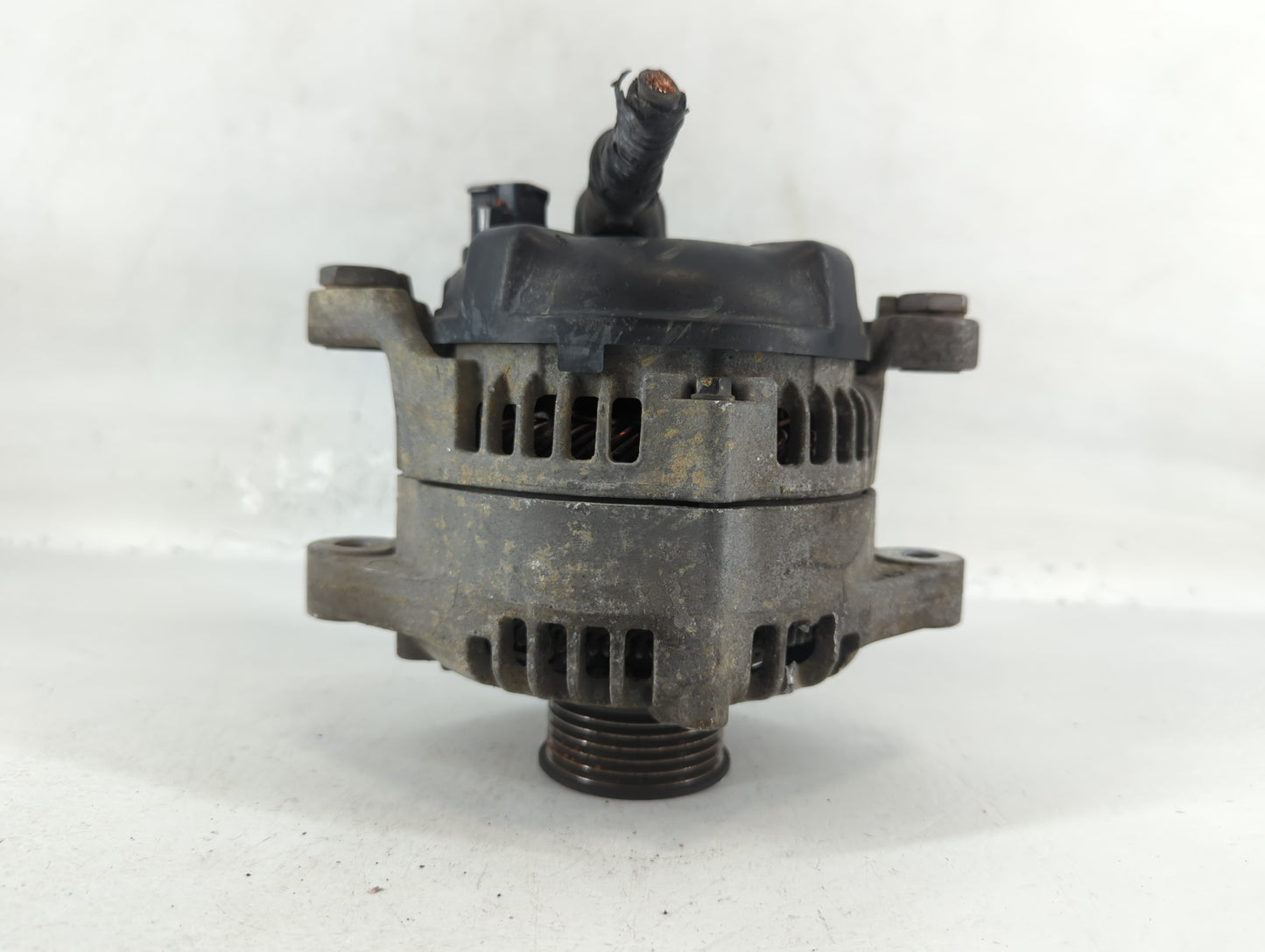 2015-2019 Hyundai Sonata Alternator Replacement Generator Charging Assembly Engine OEM P/N:TN104211-8790 37300-2G061 Fits OE
