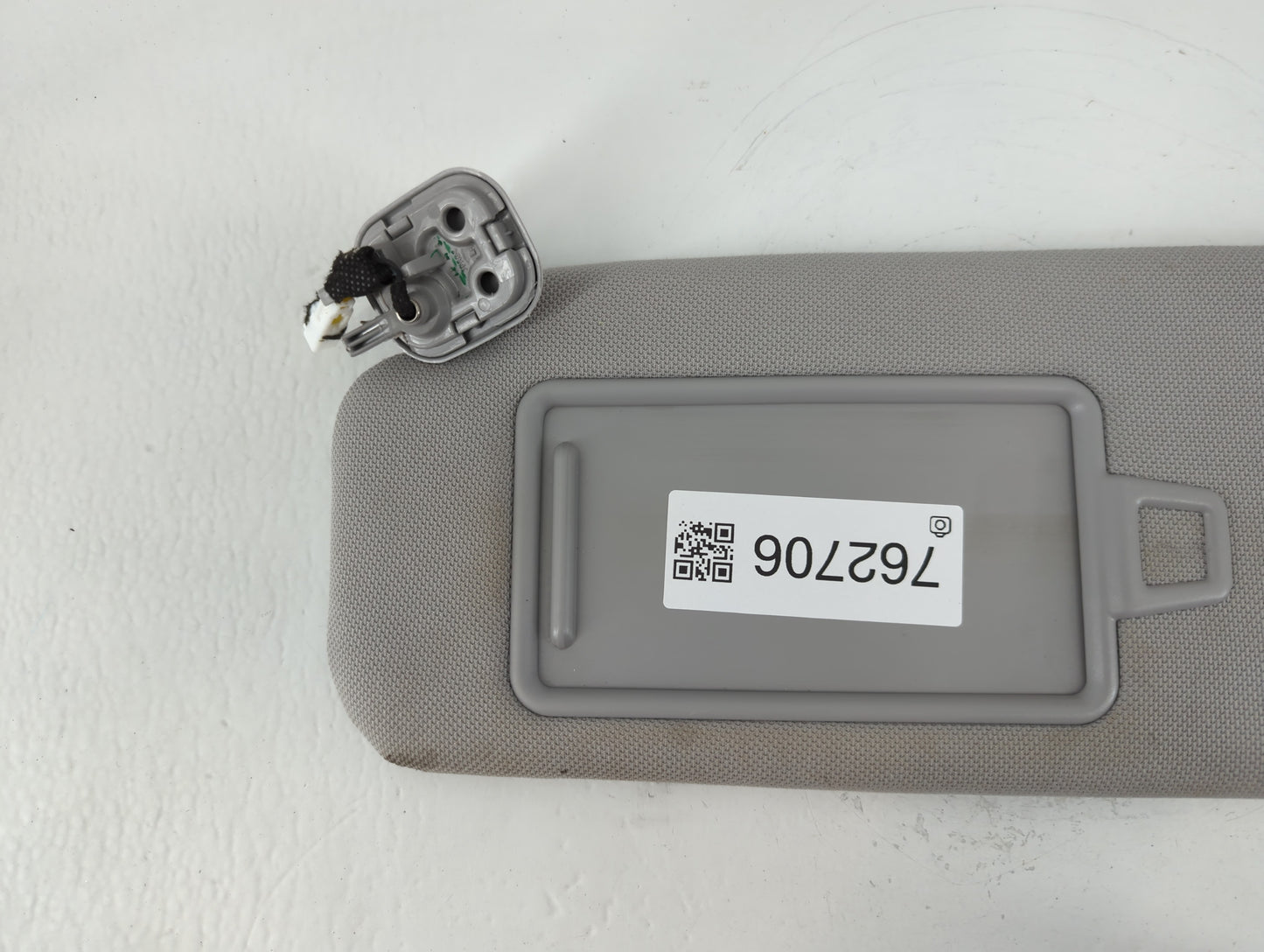 2015-2019 Hyundai Sonata Sun Visor Shade Replacement Driver Left Mirror Fits Fits 2015 2016 2017 2018 2019 OEM Used Auto Par