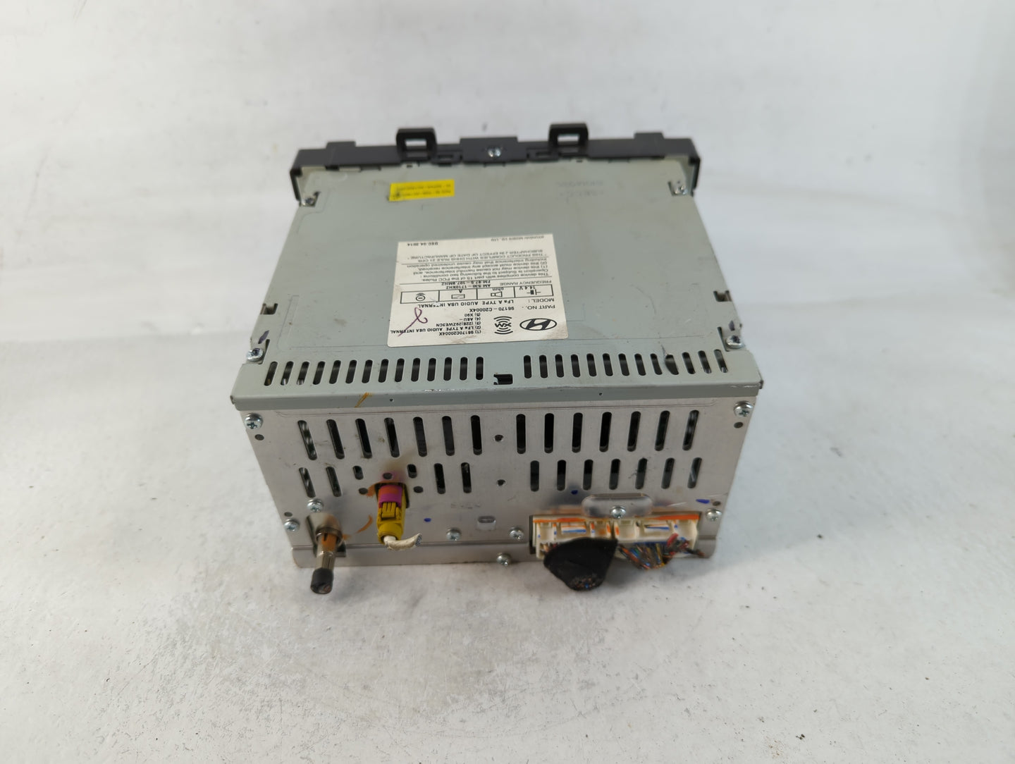2015-2015 Hyundai Sonata Am Fm Cd Player Radio Receiver - Oemusedautoparts1.com