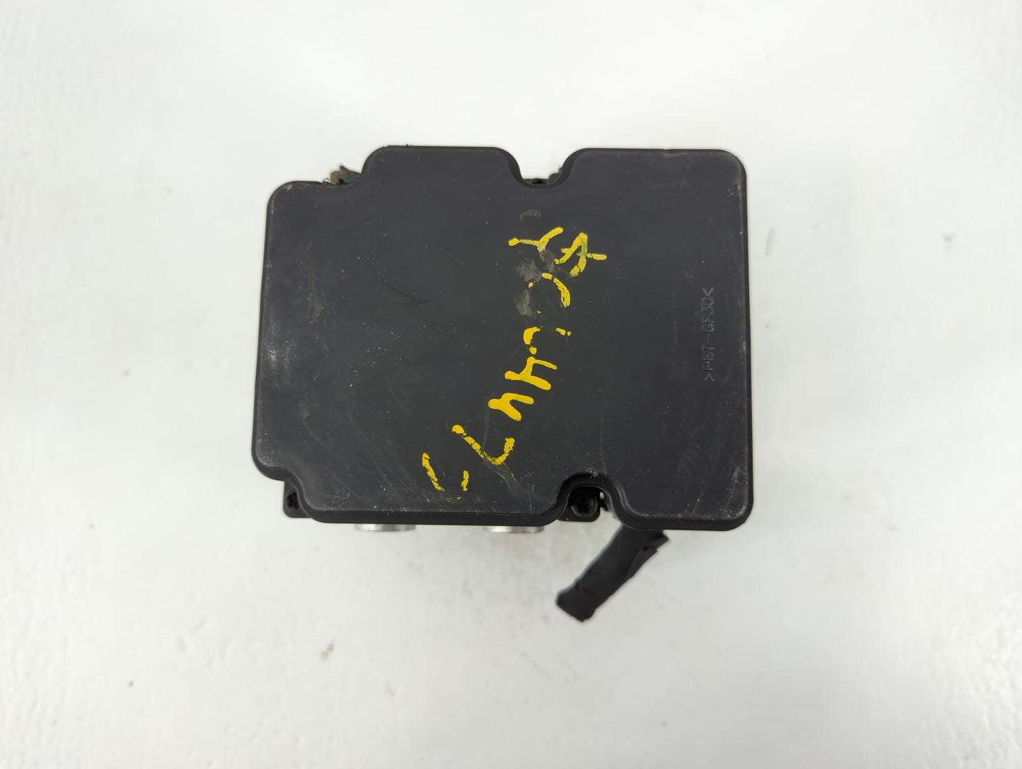 2015-2017 Hyundai Sonata ABS Pump Control Module Replacement P/N:C25589-20500 Fits Fits 2015 2016 2017 OEM Used Auto Parts -