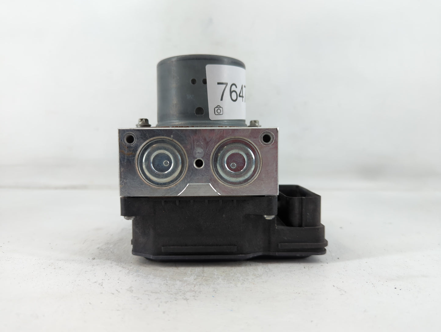2015 Hyundai Sonata ABS Pump Control Module Replacement P/N:DR33-2C405-AD Fits OEM Used Auto Parts - Oemusedautoparts1.com