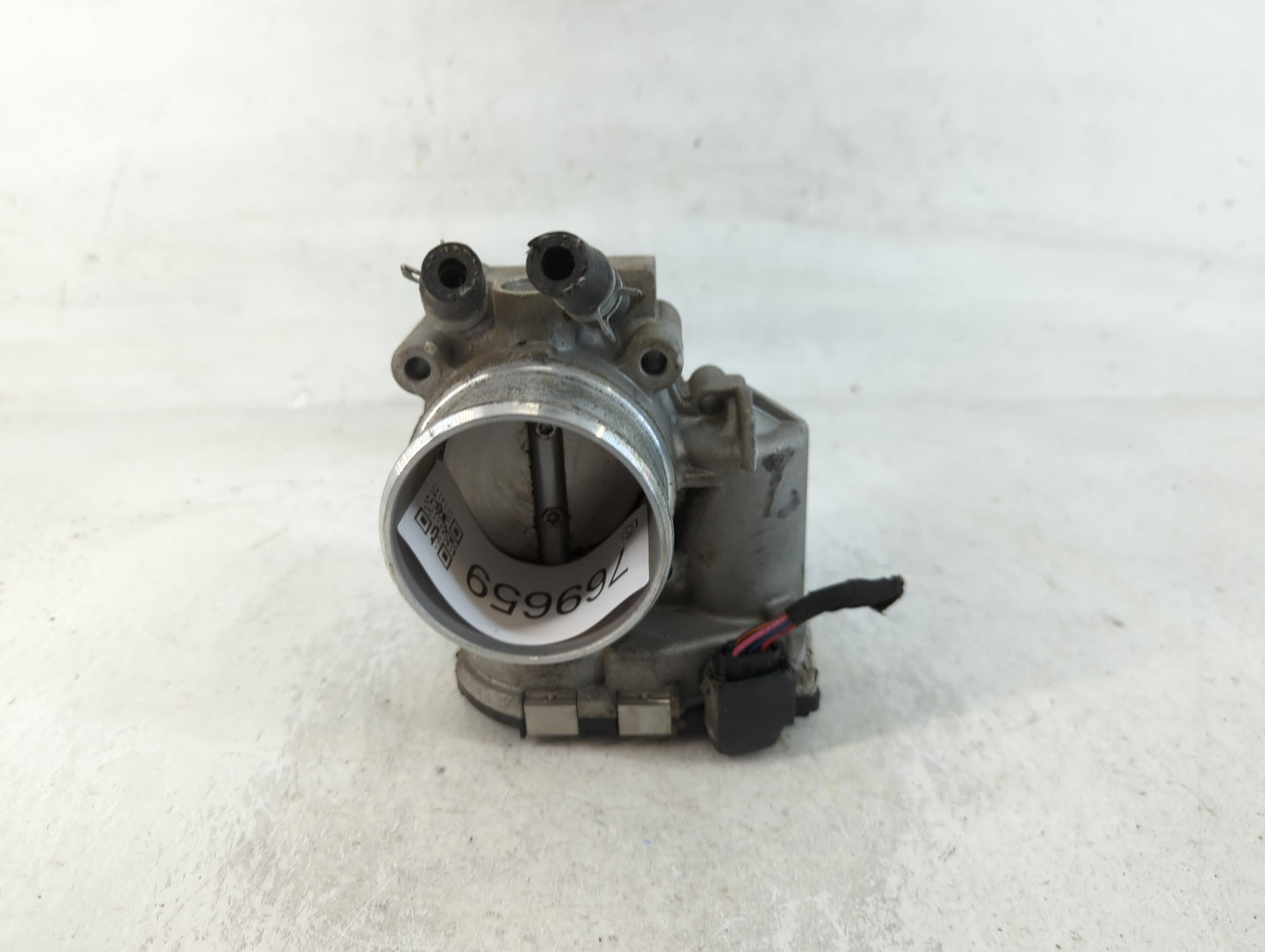 2015-2019 Hyundai Sonata Throttle Body P/N:35100-2G610 Fits Fits 2015 2016 2017 2018 2019 2020 2021 OEM Used Auto Parts - Oe