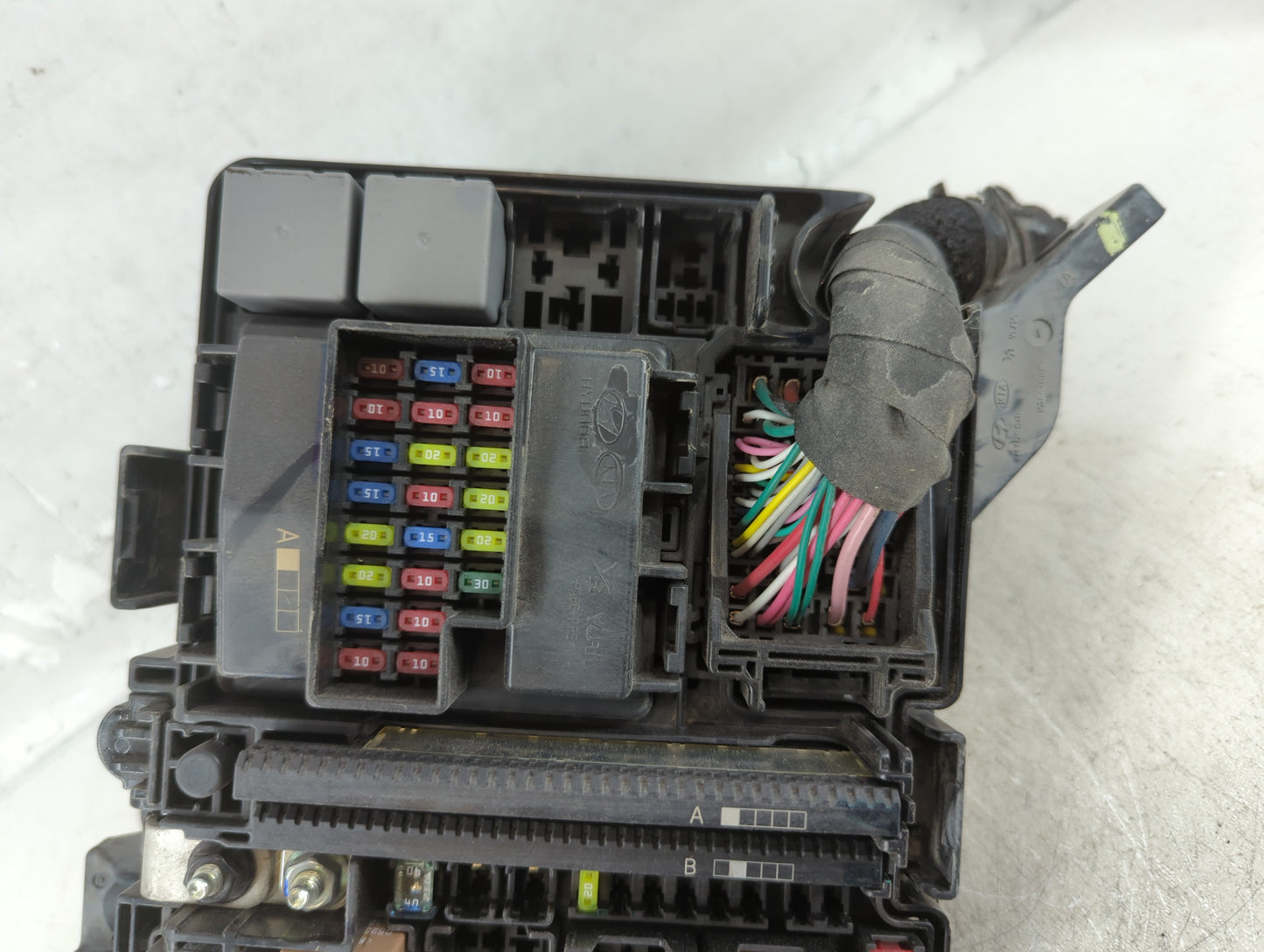 2015 Hyundai Sonata Fusebox Fuse Box Panel Relay Module P/N:PP-TD20 91950-C1820, 6423-0102-7-000 Fits OEM Used Auto Parts - 