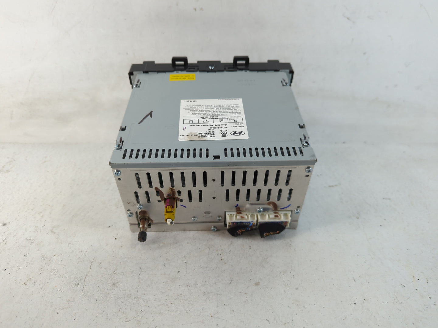 2015 Hyundai Sonata Radio AM FM Cd Player Receiver Replacement P/N:96170-C20004X Fits OEM Used Auto Parts - Oemusedautoparts