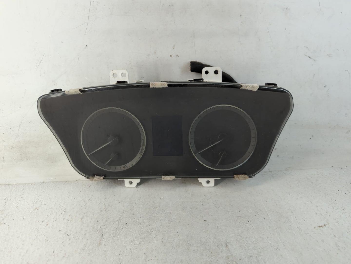 2015 Hyundai Sonata Instrument Cluster Speedometer Gauges P/N:94001-C2000 Fits OEM Used Auto Parts - Oemusedautoparts1.com