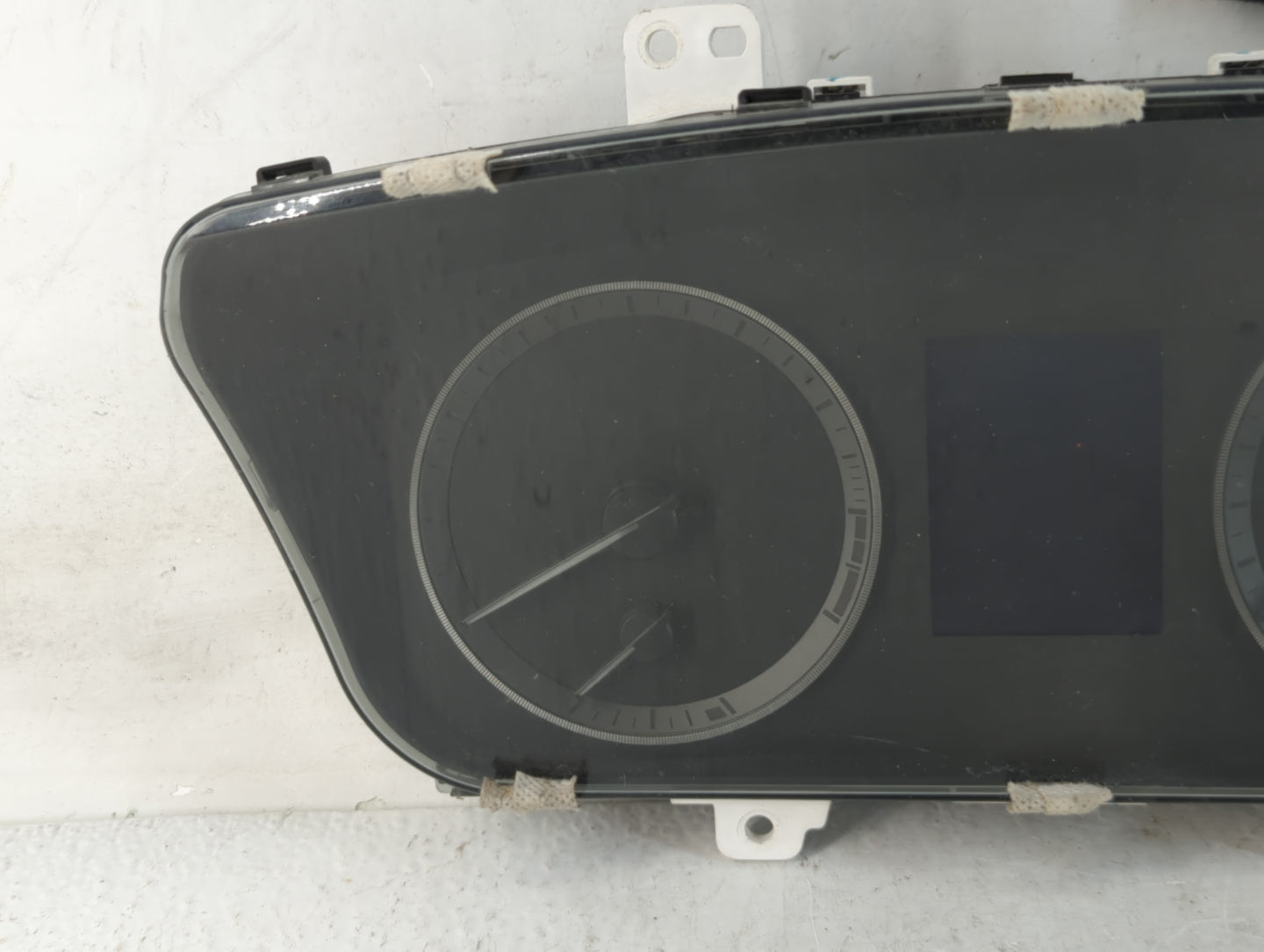 2015 Hyundai Sonata Instrument Cluster Speedometer Gauges P/N:94001-C2000 Fits OEM Used Auto Parts - Oemusedautoparts1.com