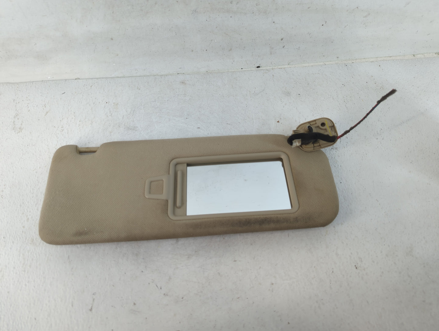 2015-2019 Hyundai Sonata Sun Visor Shade Replacement Passenger Right Mirror Fits Fits 2015 2016 2017 2018 2019 OEM Used Auto